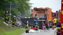 Möglicherweise hat ein technischer Defekt am Müllwagen zu dem Unfall geführt. 