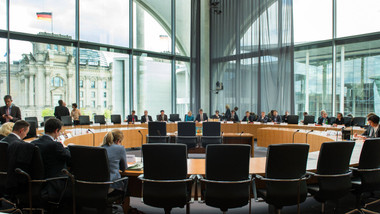 Was darf nach außen dringen, was muss geheim bleiben? Blick in den NSA-Untersuchungsausschuss. 