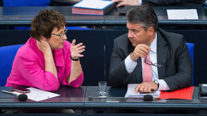 Plötzlich Wirtschaftsministerin 