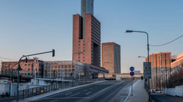 Warum gehen Frauen zu zweit aufs Klo?: Männer verstehen das irgendwie