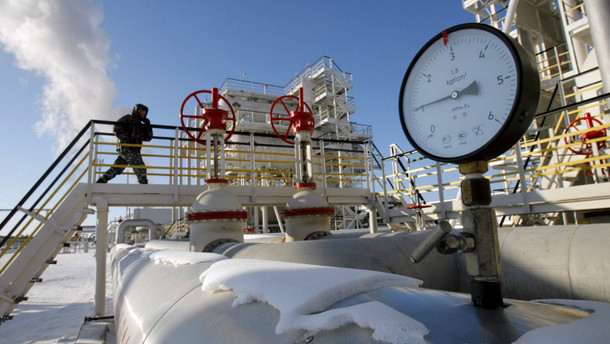Court orders Russia to pay 50 billion dollars to Yukos shareholde
