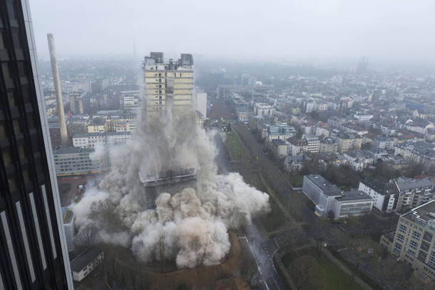 Fast ganz am Boden: Phase 11