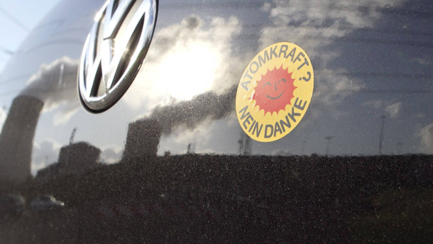 Umweltministerin des Saarlandes besucht Atomkraftwerk Cattenom