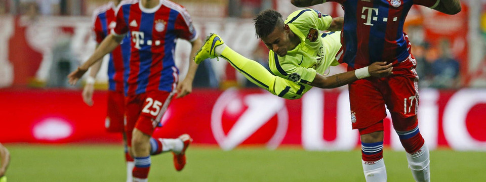 Die Überflieger sind nicht zu bremsen: Jerome Boateng (r.) gegen Neymar 