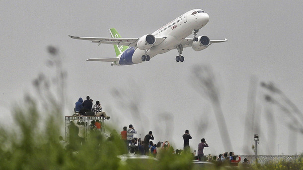 C919: China-Flieger macht Jungfernflug