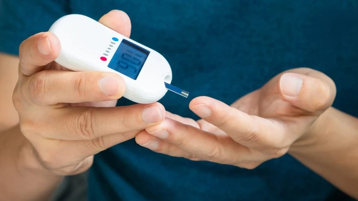 Blutzuckermessgerät Test: Aufmacher Blutzuckermessgeräte