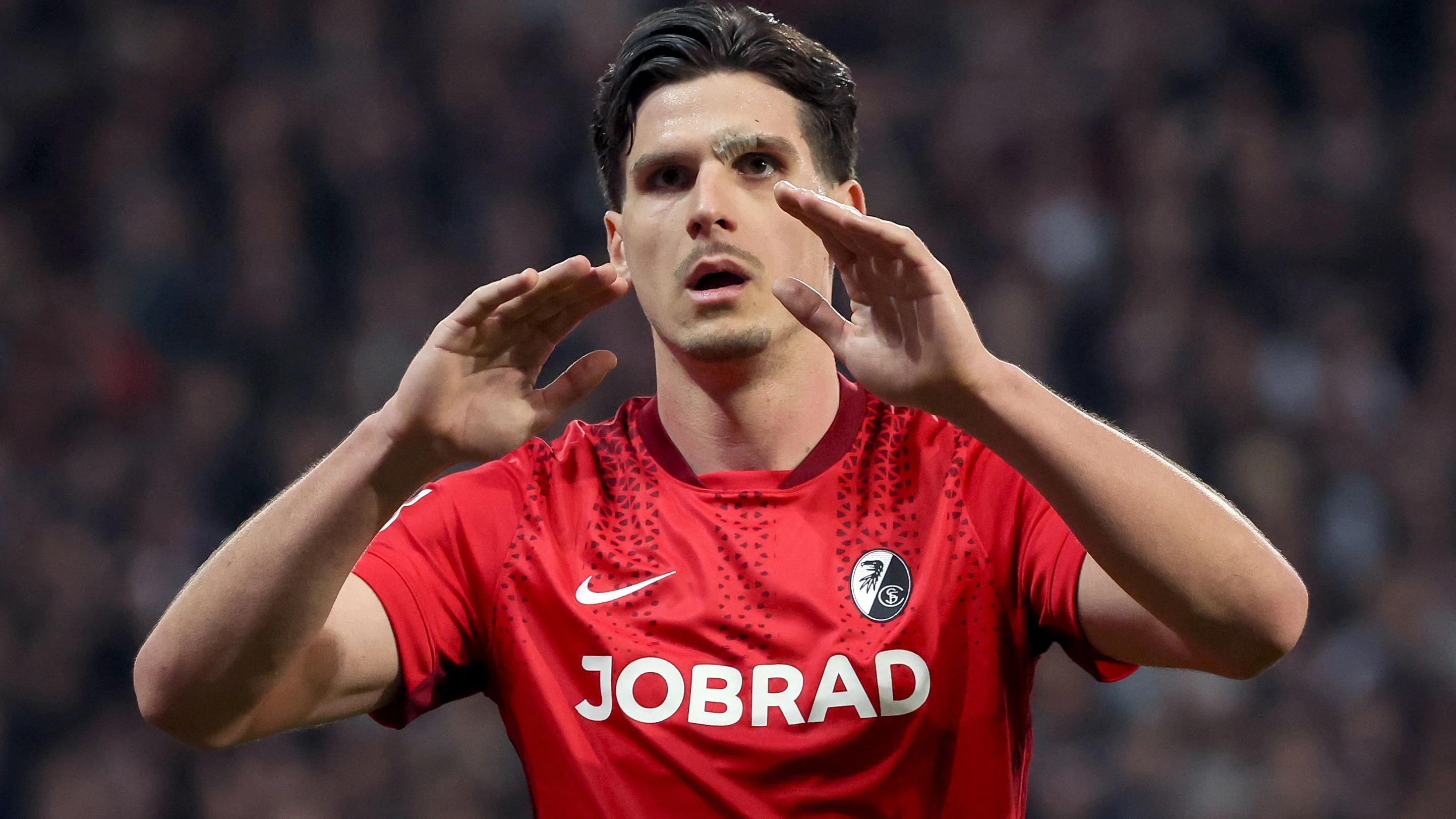 1:2 gegen SC Freiburg: Ein Hamburger Stürmer ärgert den FC St. Pauli