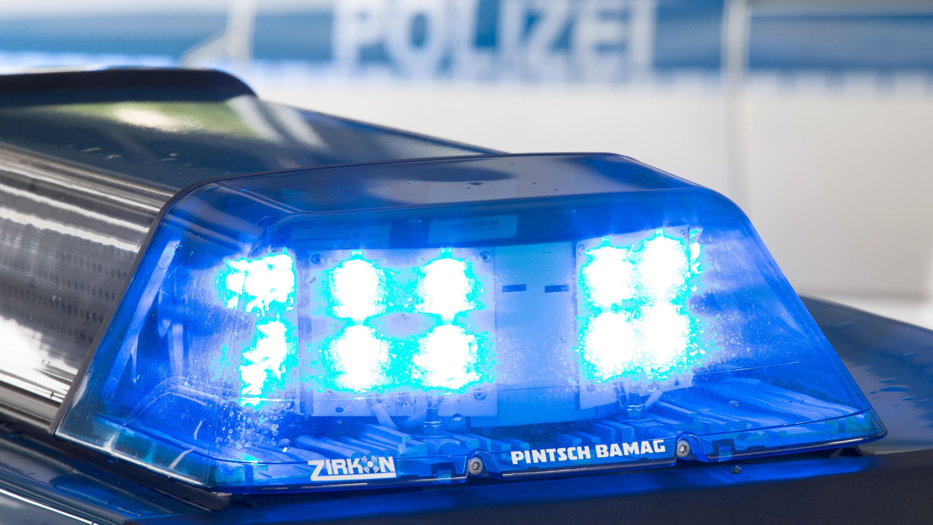 Angriff in Stuttgart: Nach Stichattacke – Verdacht auf rechtsextreme Tat Angriff in Stuttgart: Nach Stichattacke – Verdacht auf rechtsextreme Tat