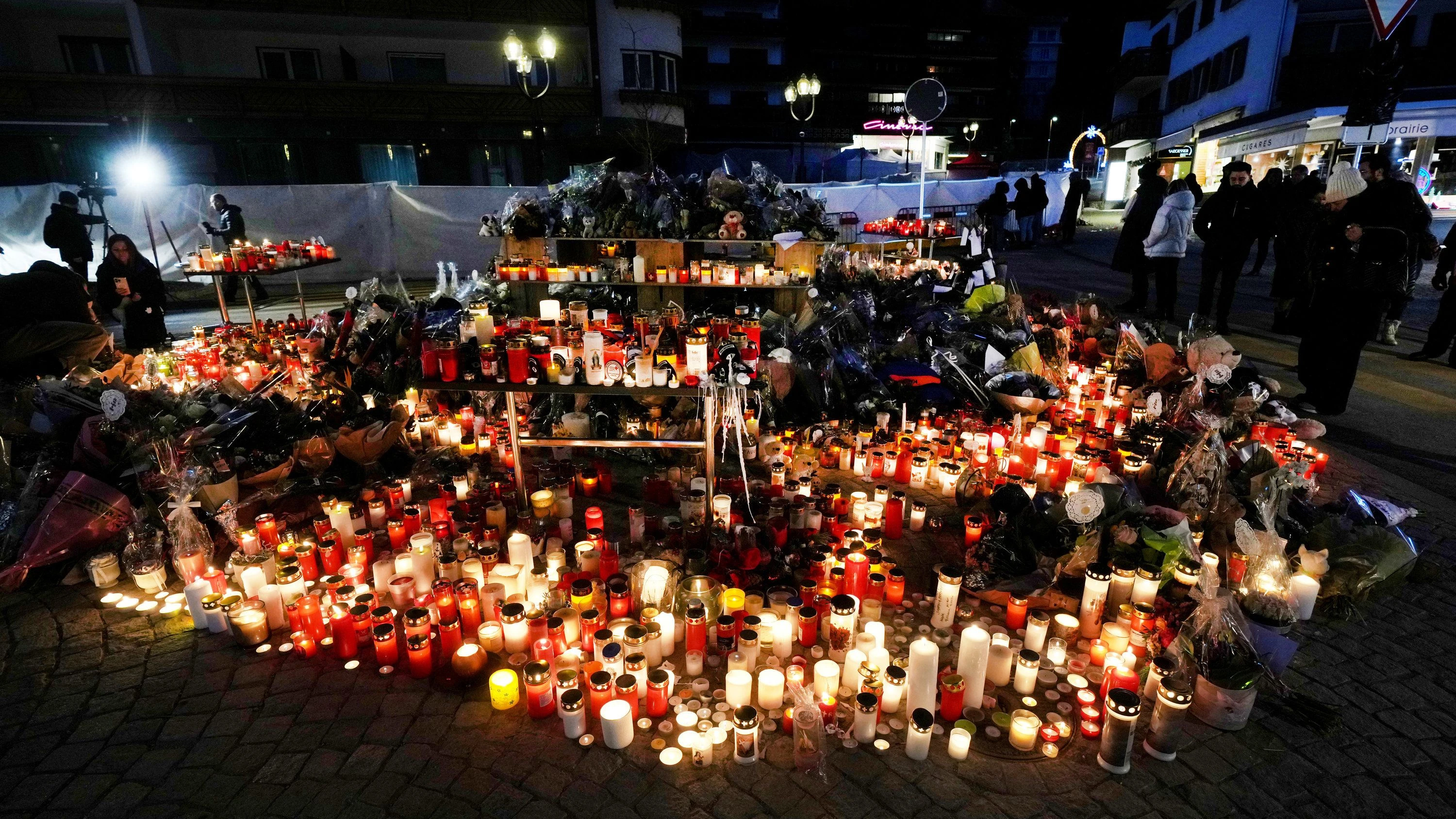 Barbetreiber wieder frei: Meloni: „Affront gegen das Andenken der Opfer“