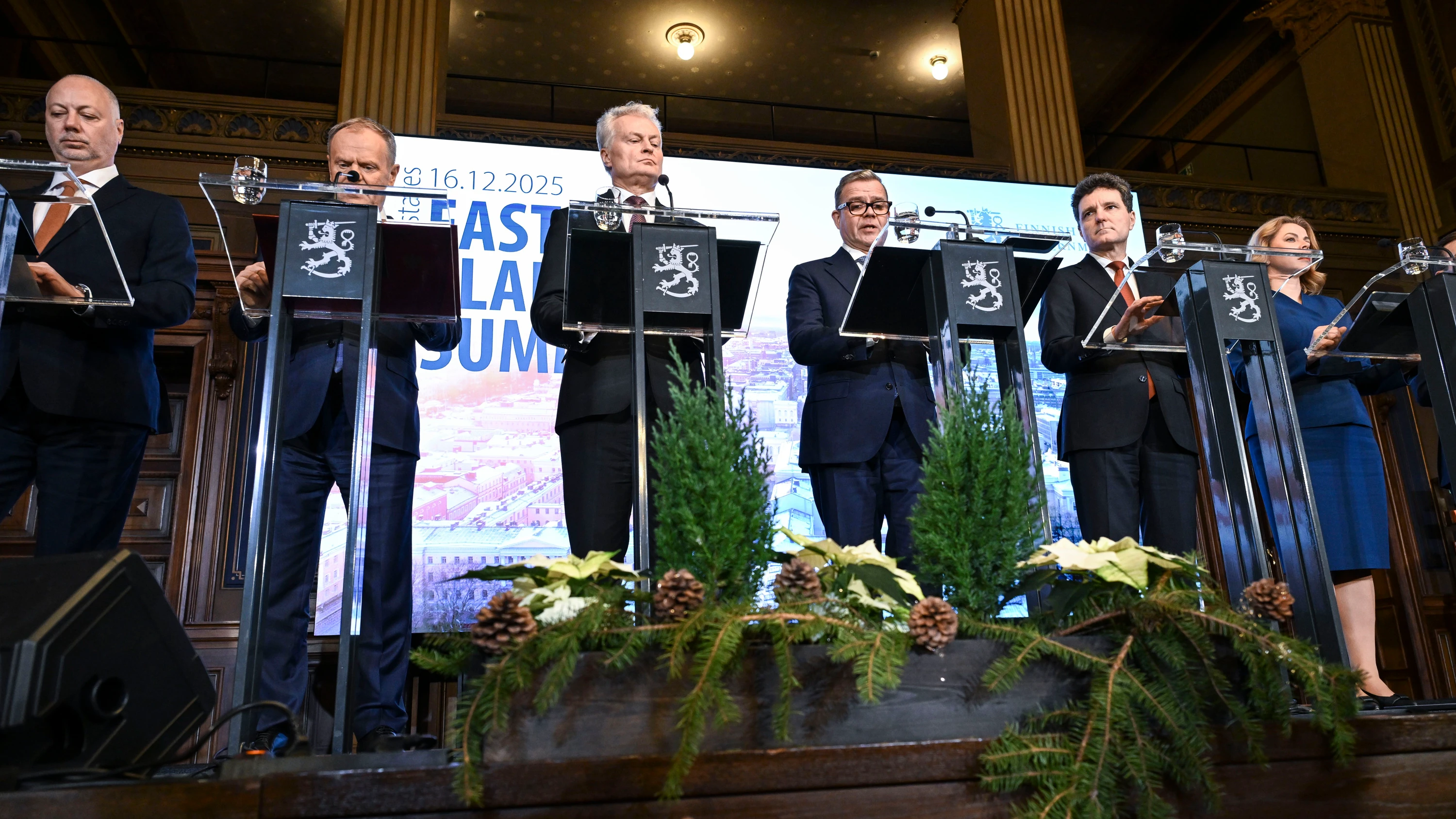 „Ostflanken“-Gipfel: Wer zahlt fürs Abschrecken? „Ostflanken“-Gipfel: Wer zahlt fürs Abschrecken?