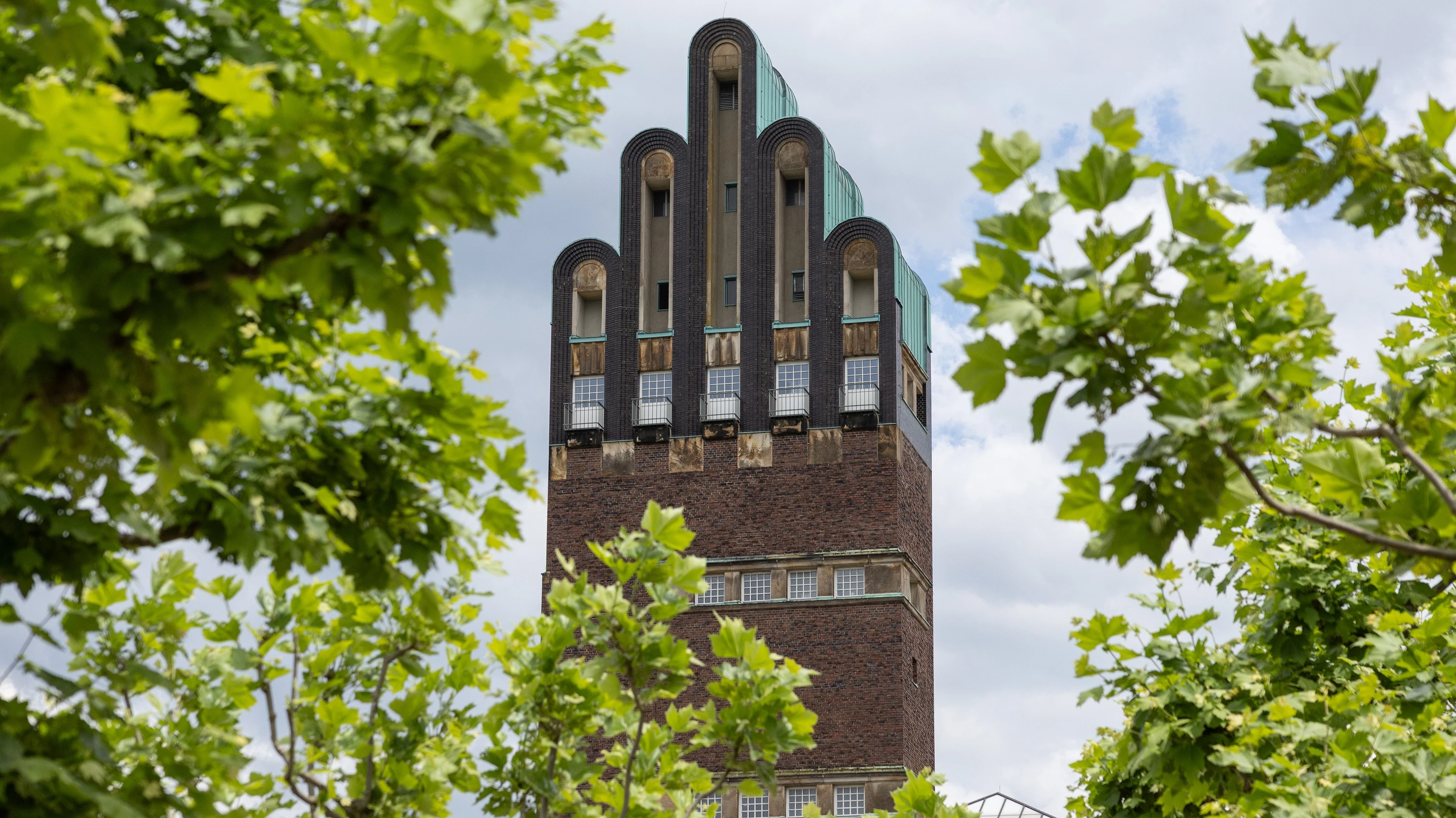 Wegweisende Architektur: der Hochzeitsturm auf der Mathildenhöhe - Lucas Bäuml