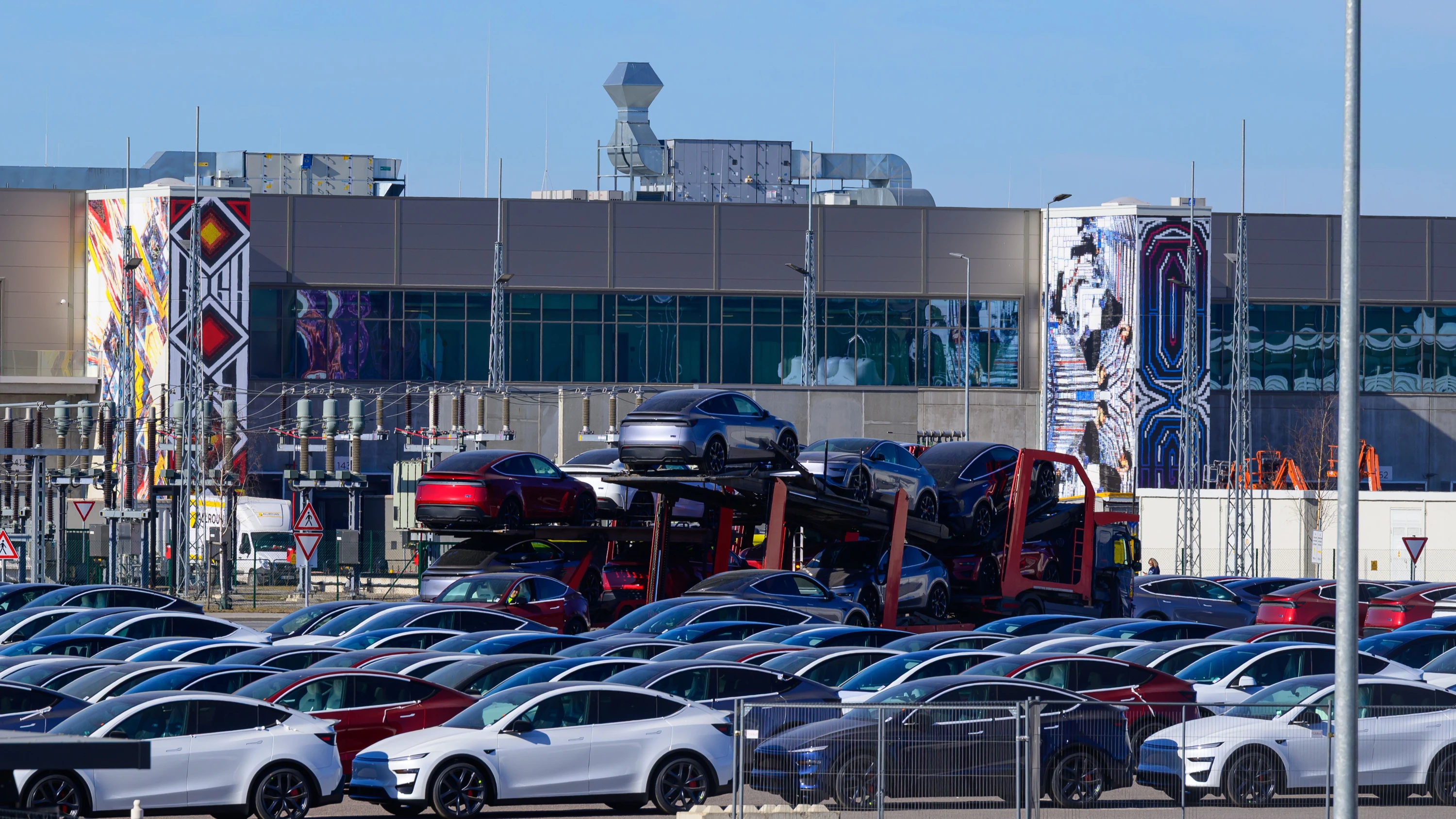 Business-Ticker: Tesla will in Deutschland expandieren Business-Ticker: Tesla will in Deutschland expandieren