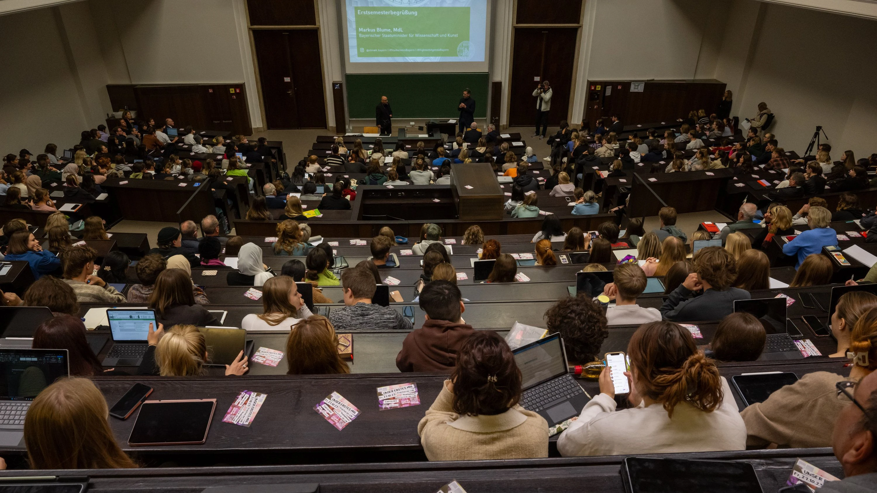 Ludwigs-Maximilians-Universität: Hacker erbeutet sensible Daten von Studierenden Ludwigs-Maximilians-Universität: Hacker erbeutet sensible Daten von Studierenden