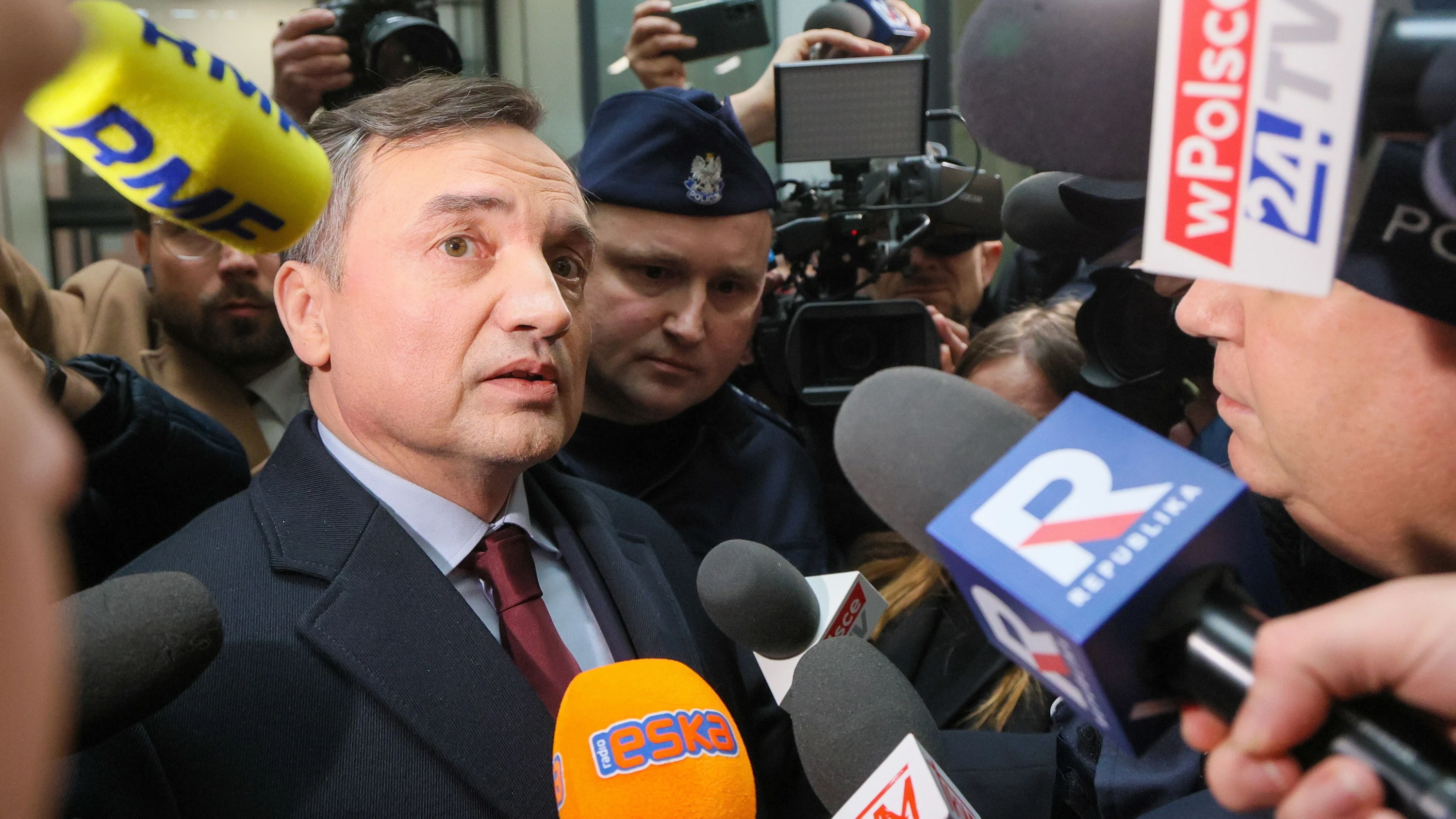 Nach der Wahl in Ungarn: Gesuchten PiS-Politikern droht nun die Auslieferung Nach der Wahl in Ungarn: Gesuchten PiS-Politikern droht nun die Auslieferung