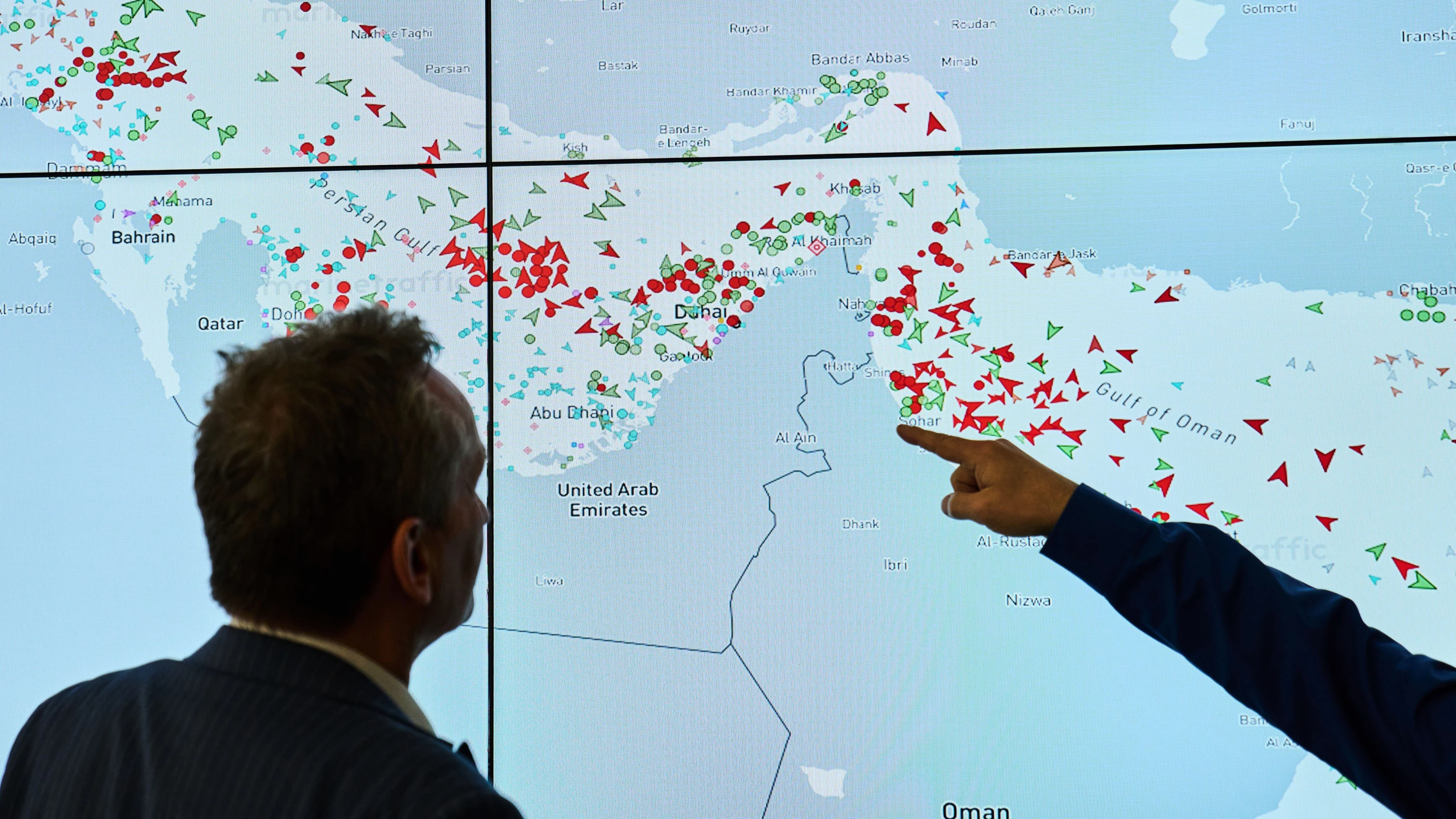 Business-Ticker: Hapag-Lloyd: Eines unserer Schiffe hat die Straße von Hormus passiert
