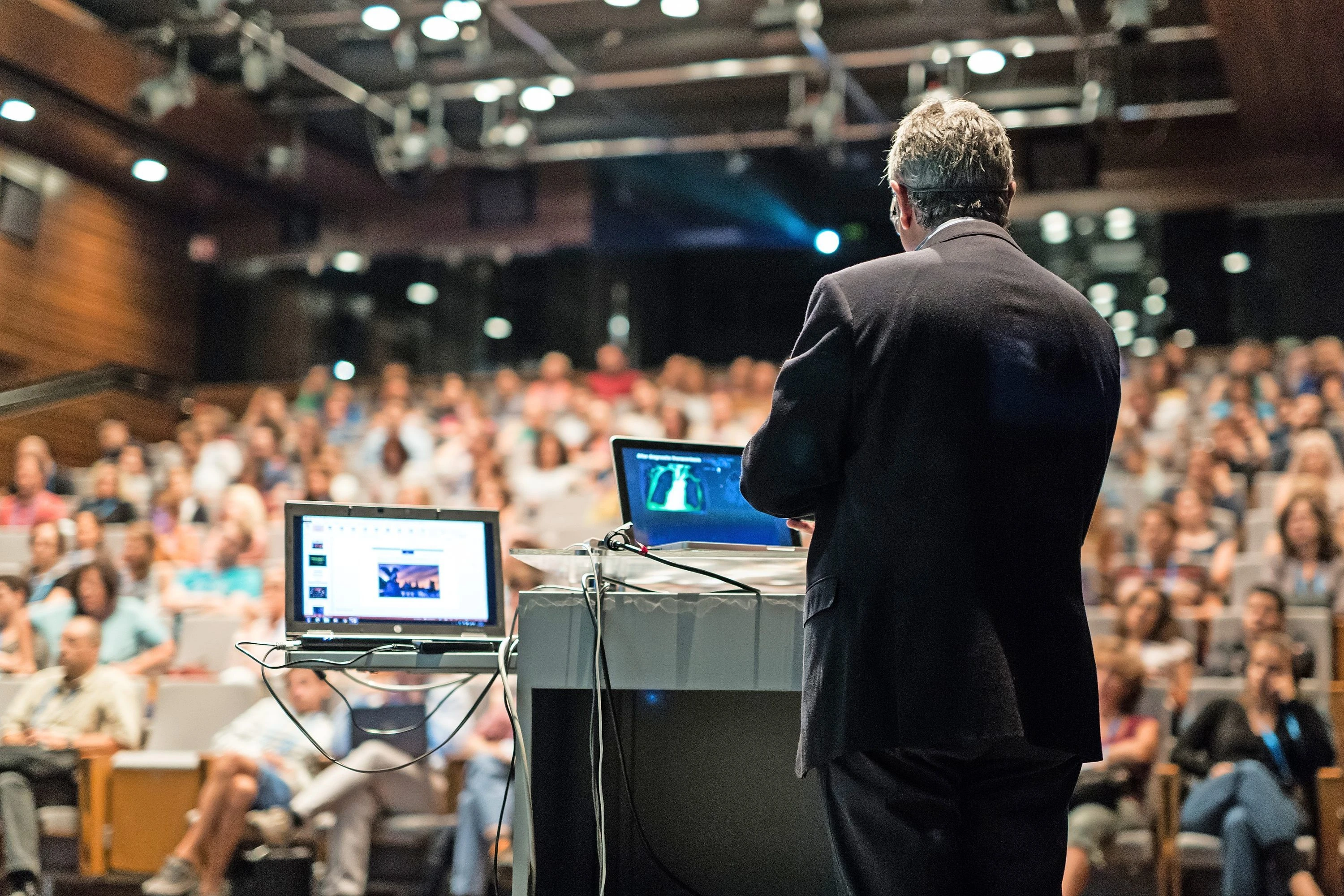 Universität München lässt Professor vom Verfassungsschutz prüfen | FAZ