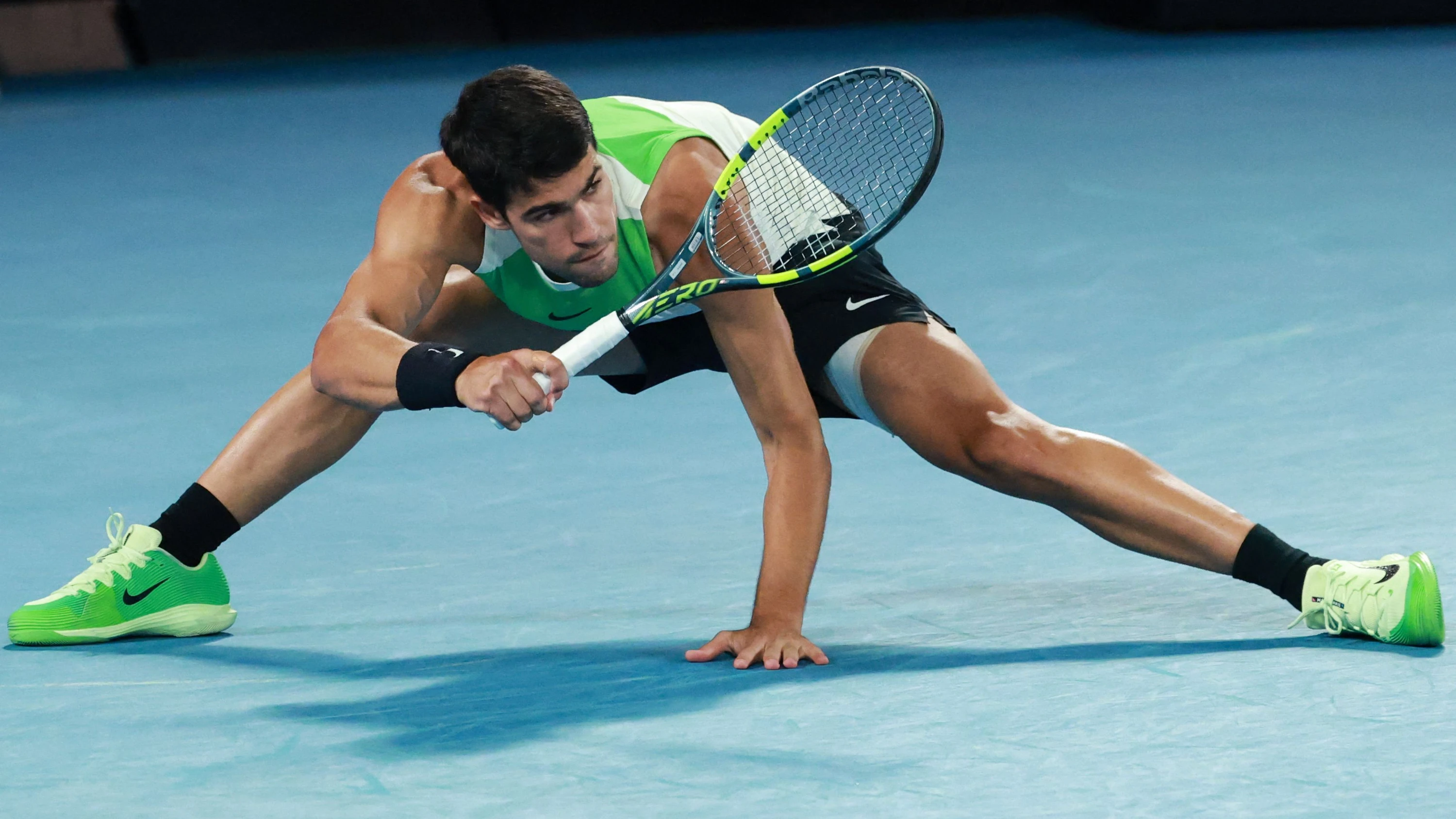 Tennis in Melbourne: Alcaraz besiegt Djokovic im Australian-Open-Finale Tennis in Melbourne: Alcaraz besiegt Djokovic im Australian-Open-Finale