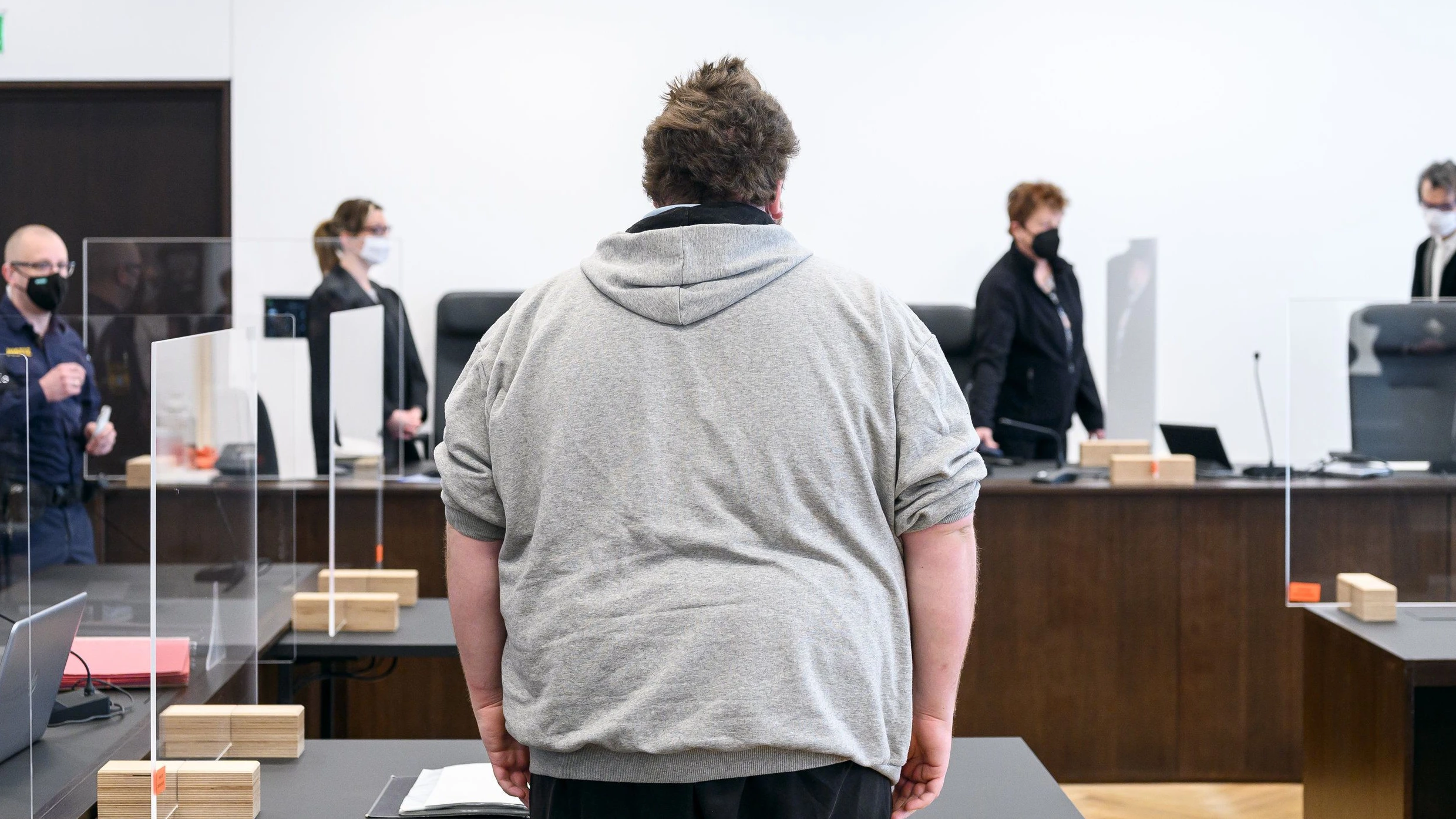 Trolle im Netz: Fake News über den „Drachenlord“ zum Irankrieg