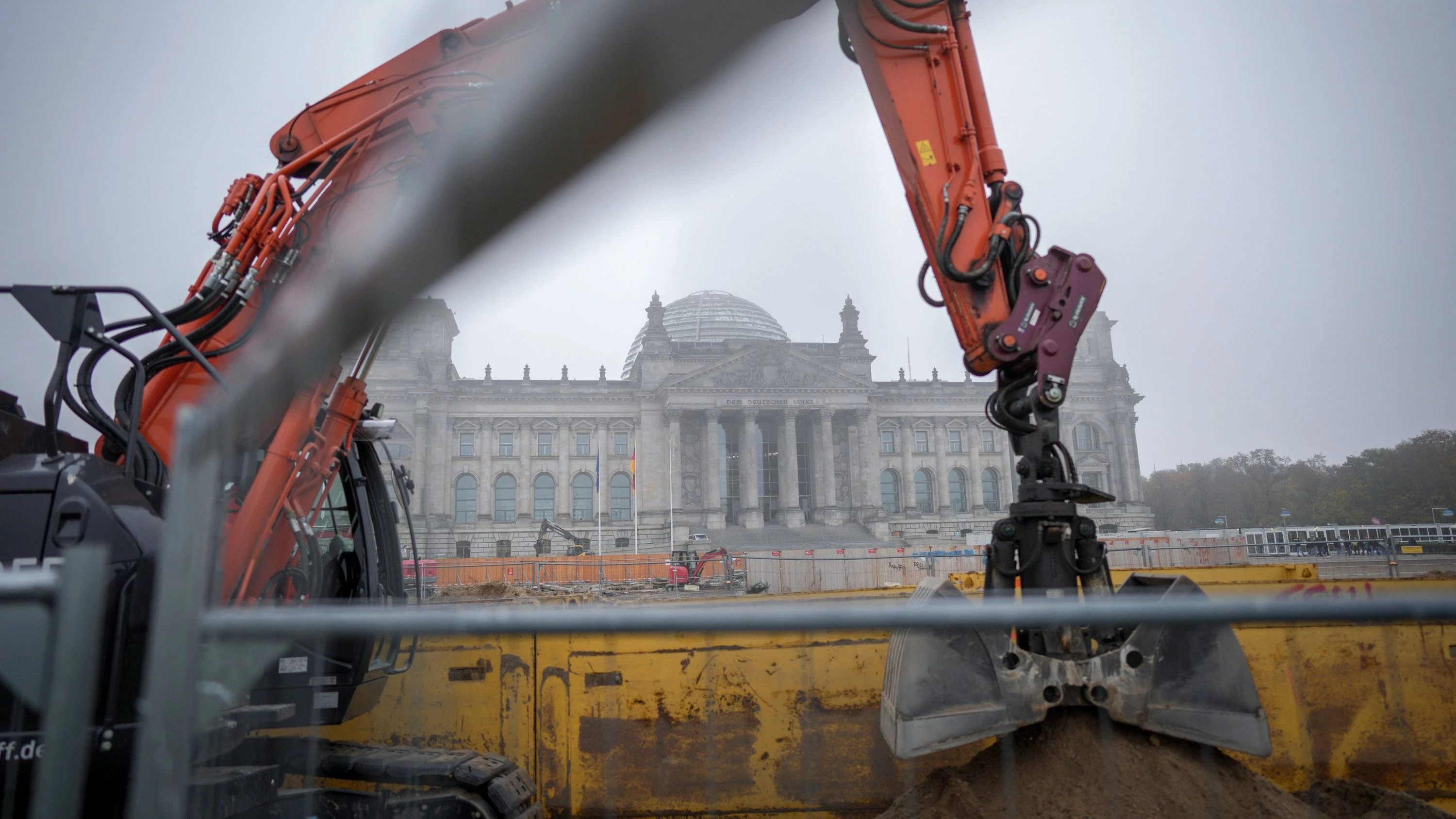 Sondervermögen: Die Milliarden sind da, aber die Bagger stehen noch