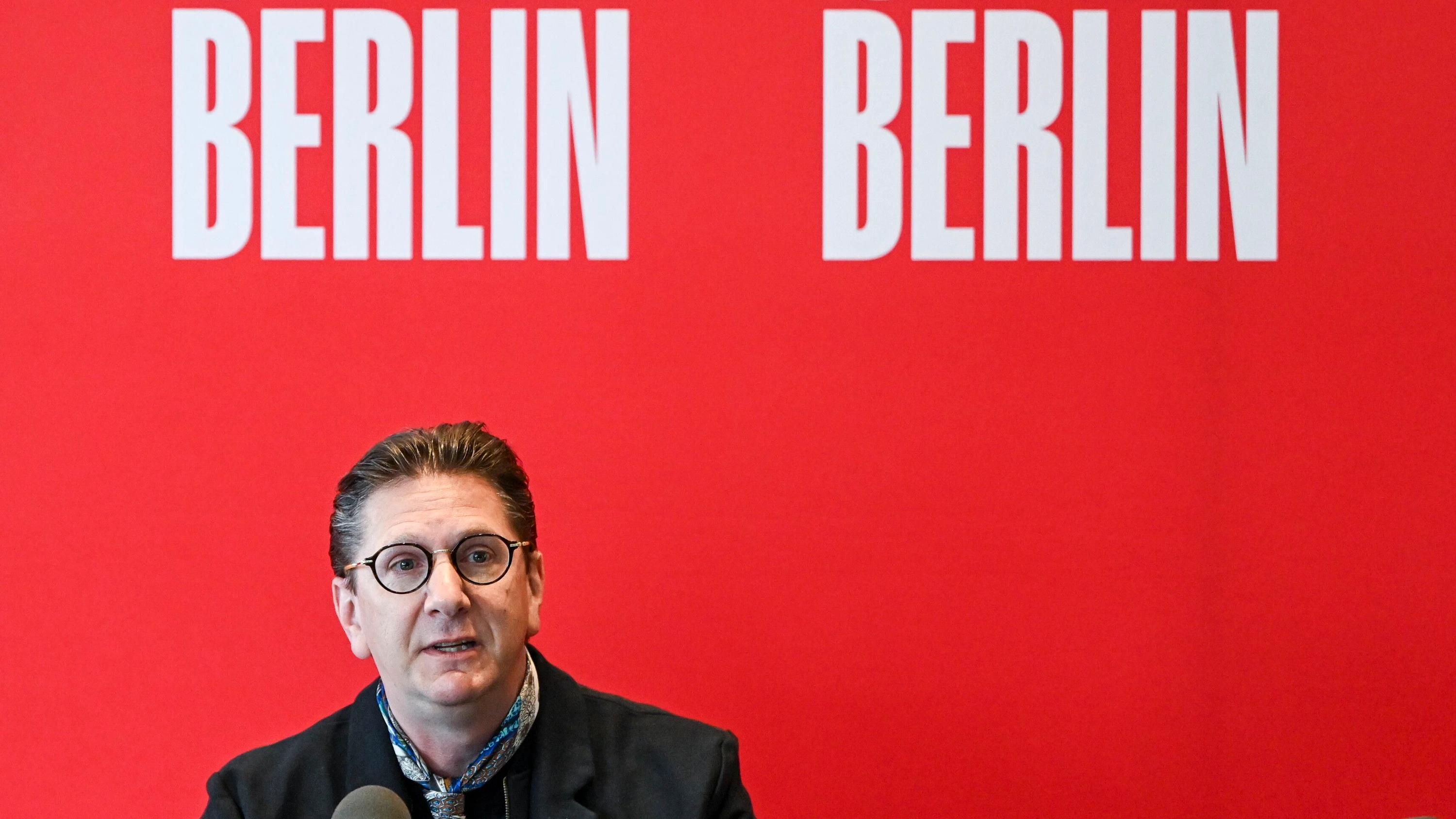 Deutsche Oper Berlin: Ein neues Logo inspiriert von der „Bild“-Zeitung?