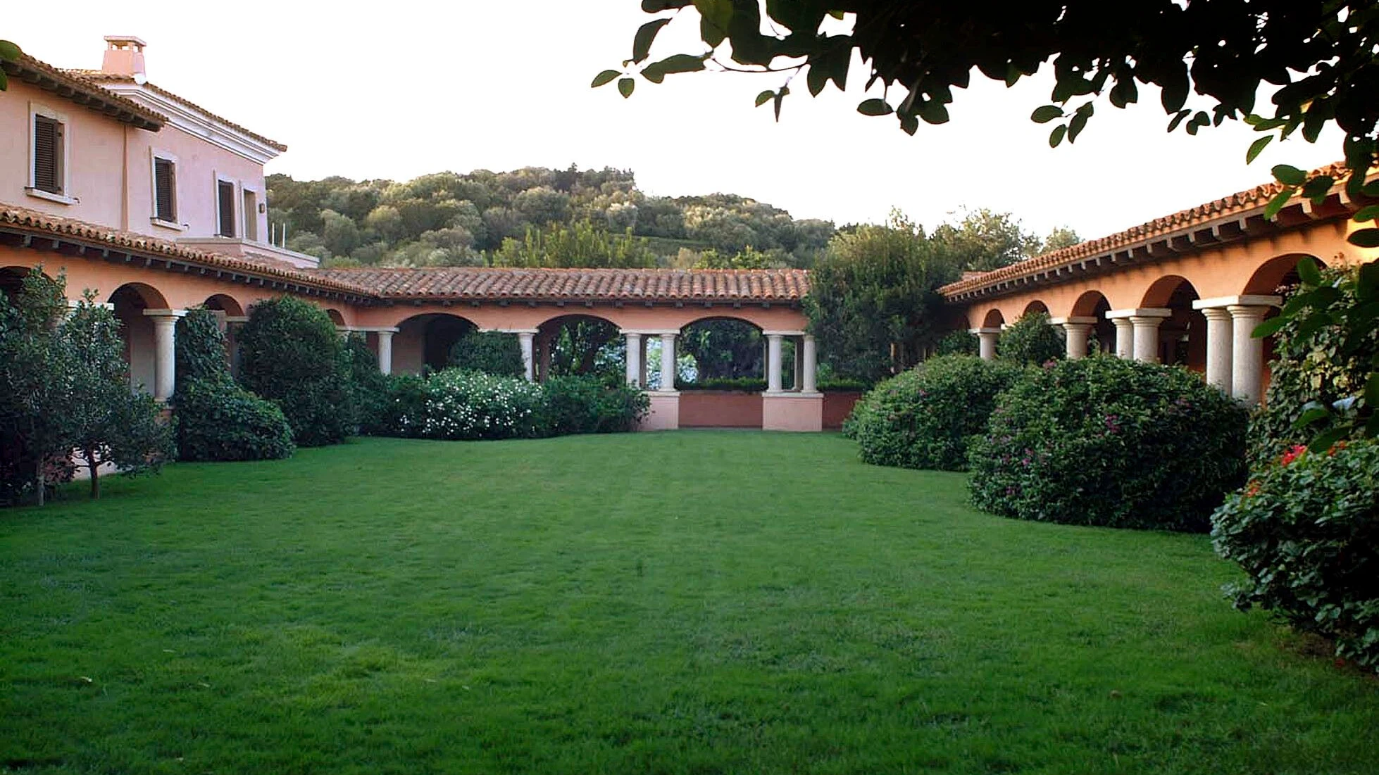 Sardinien: Berlusconis Villa steht zum Verkauf – für eine ha