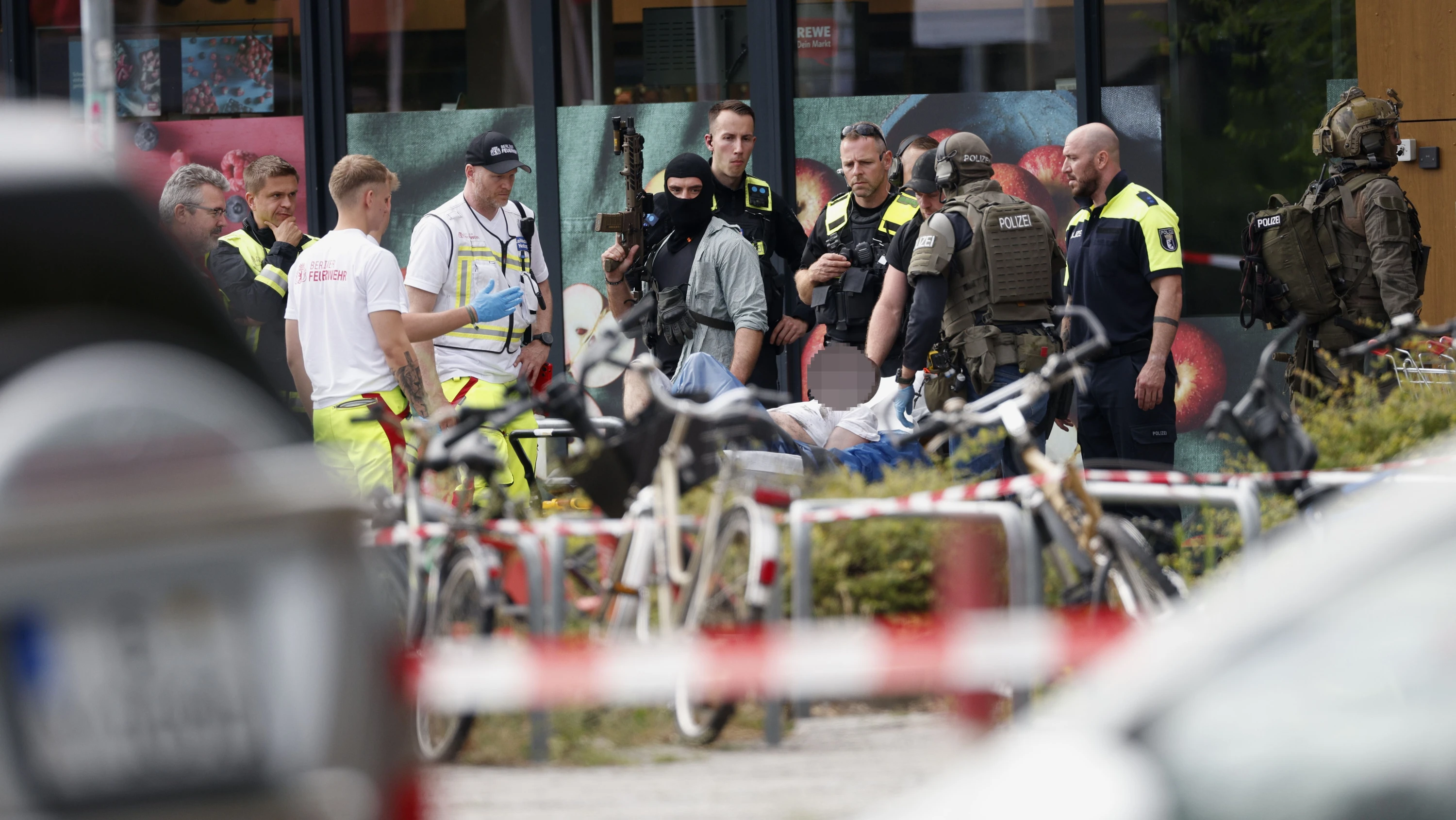 Mann hielt Frau in Gewalt: Geiselnahme in Berliner Supermarkt beendet