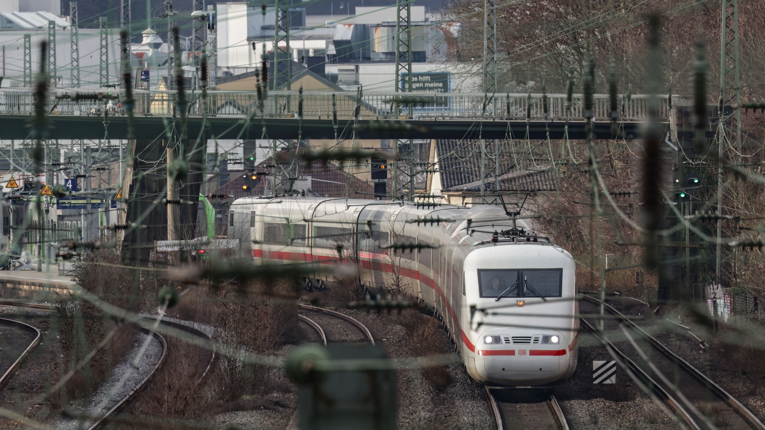 Ehemalige Konzernmanager: Das große Stühlerücken im Aufsichtsrat der Bahn