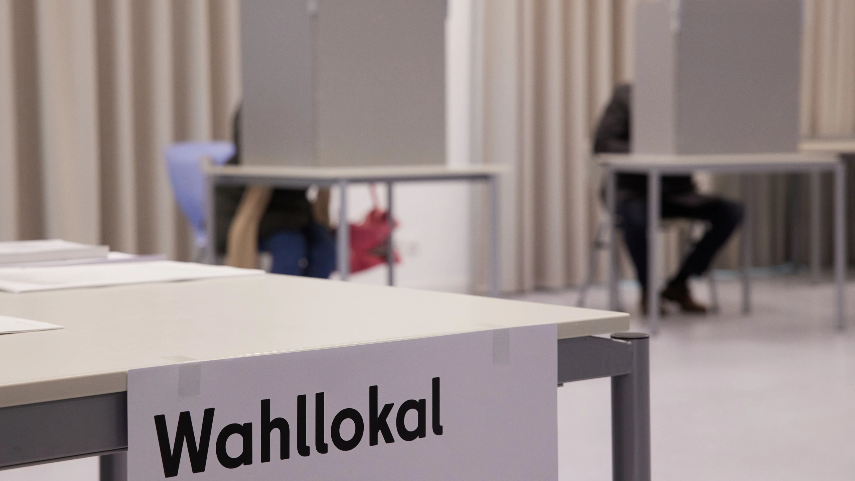 Deutschland-Liveblog: Wahllokale in Berlin und Mecklenburg-Vorpommern geöffnet Deutschland-Liveblog: Wahllokale in Berlin und Mecklenburg-Vorpommern geöffnet