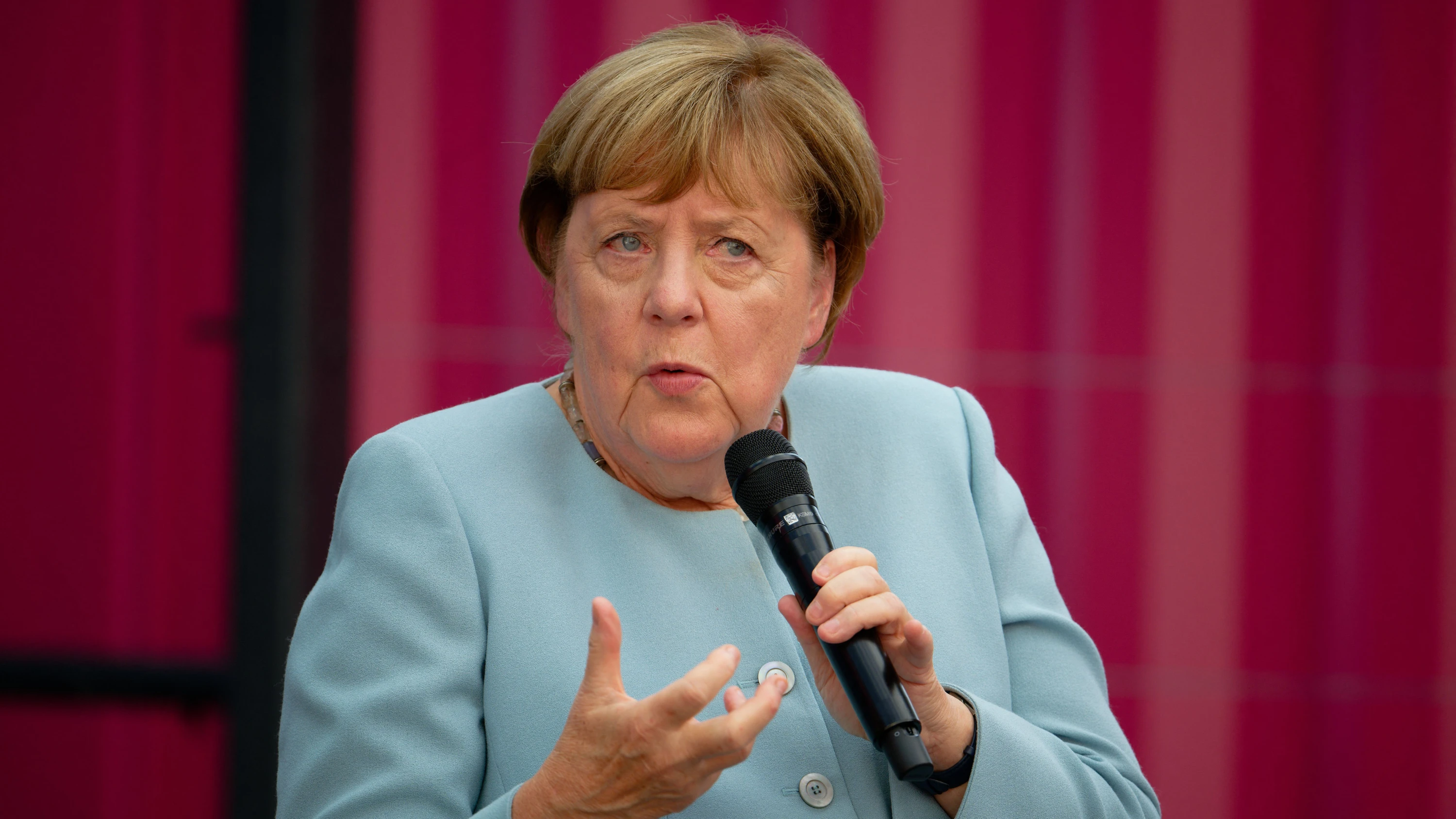 Liveblog Bundespolitik: Merkel über Wahl in Sachsen-Anhalt: „Mir blutet das Herz“