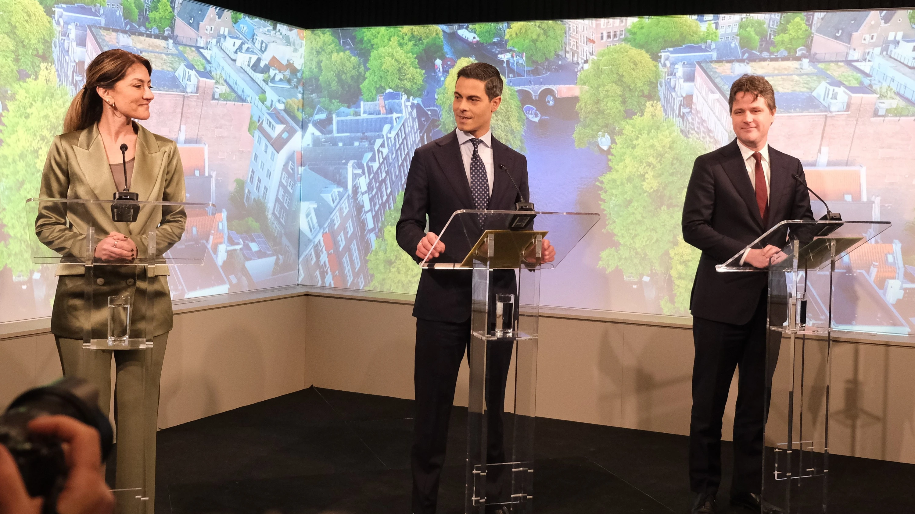 Regierung in Niederlanden: Poldern statt poltern