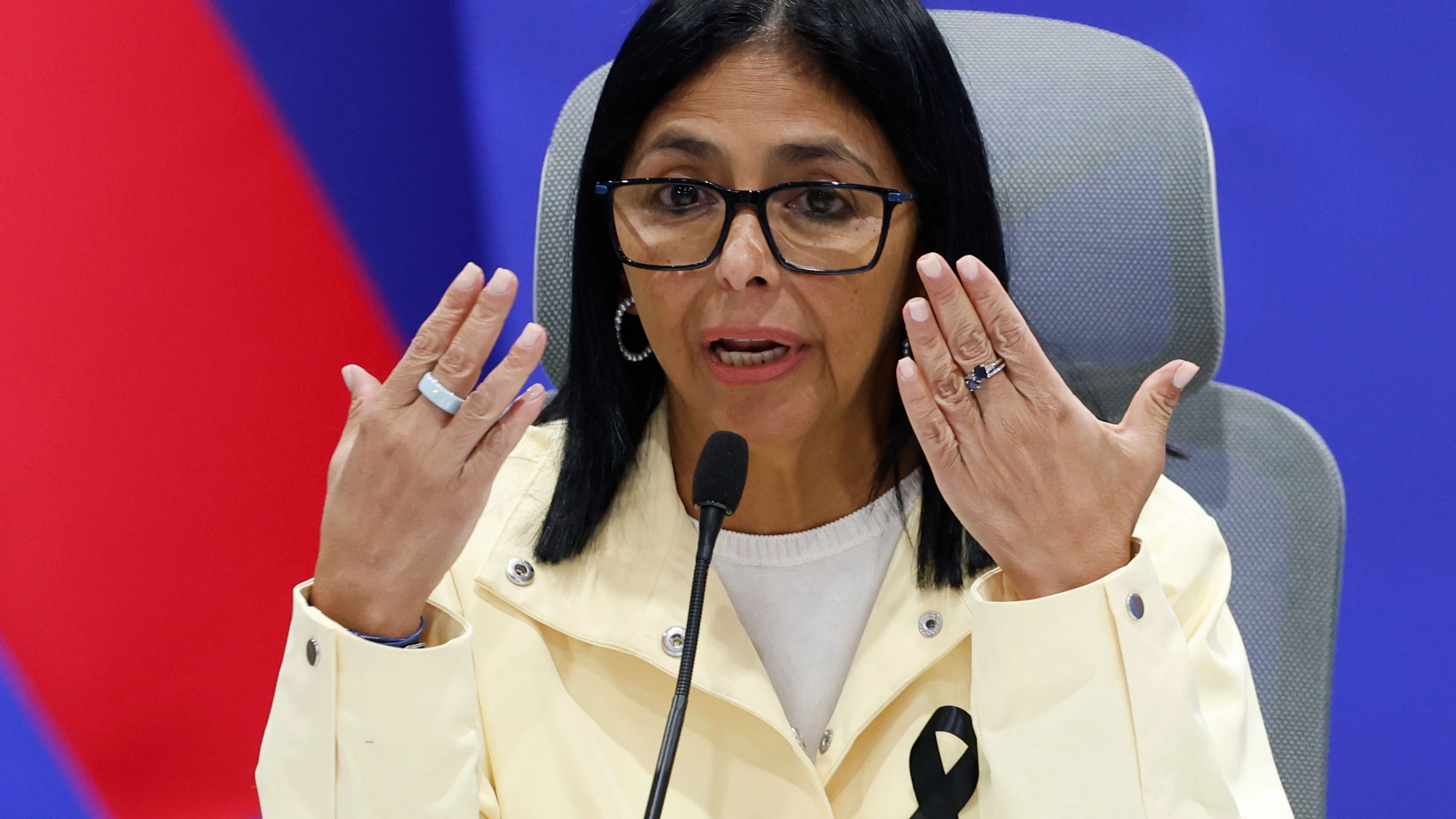 „Behalten das Eigentum“: Venezuelas Präsidentin beschwichtigt nach Öl-Abkommen mit USA „Behalten das Eigentum“: Venezuelas Präsidentin beschwichtigt nach Öl-Abkommen mit USA