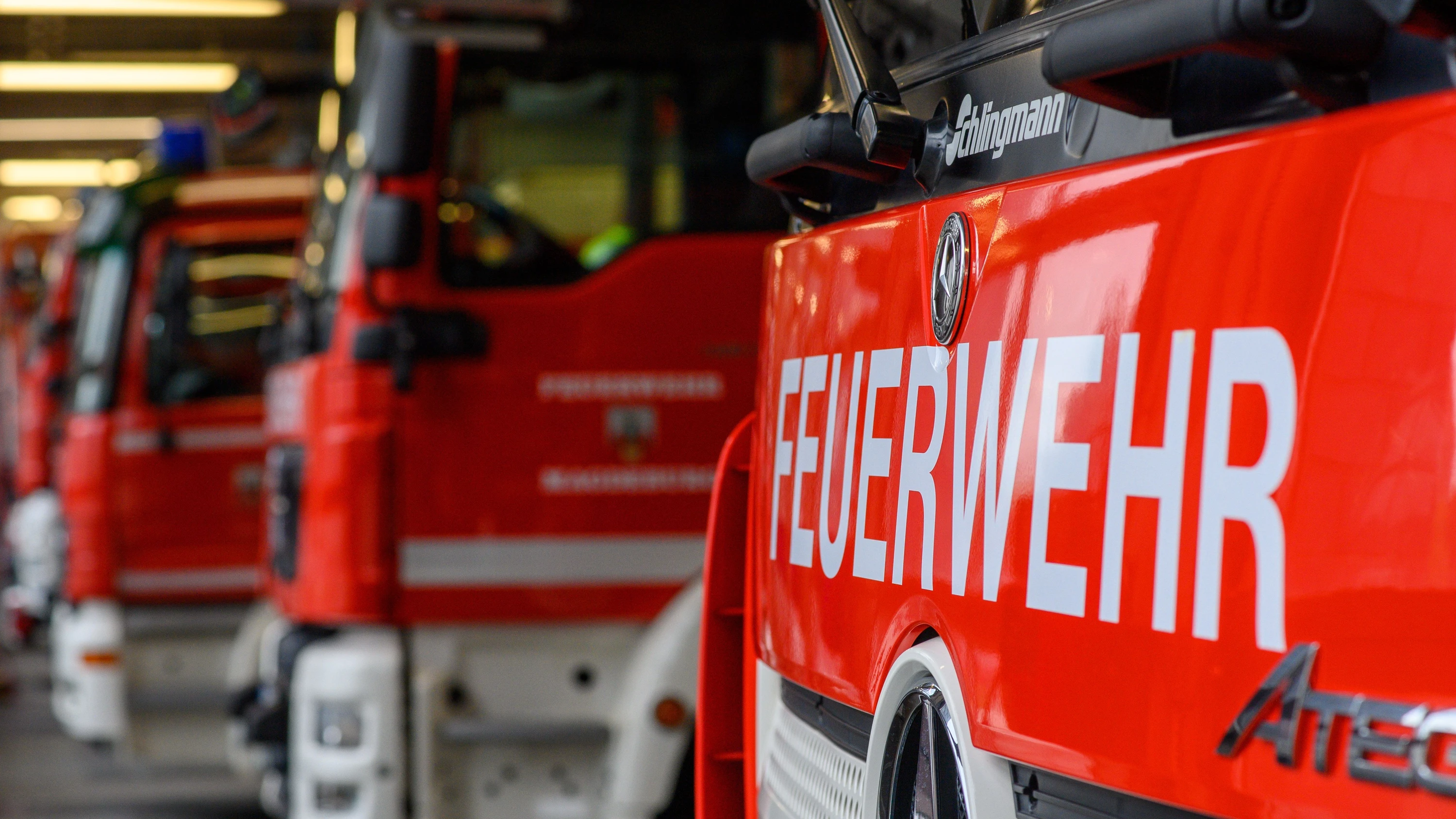 Rhein-Main-Liveblog: Gartenhütte in Vollbrand: Feuerwehr birgt Toten in Frankfurt-Griesheim