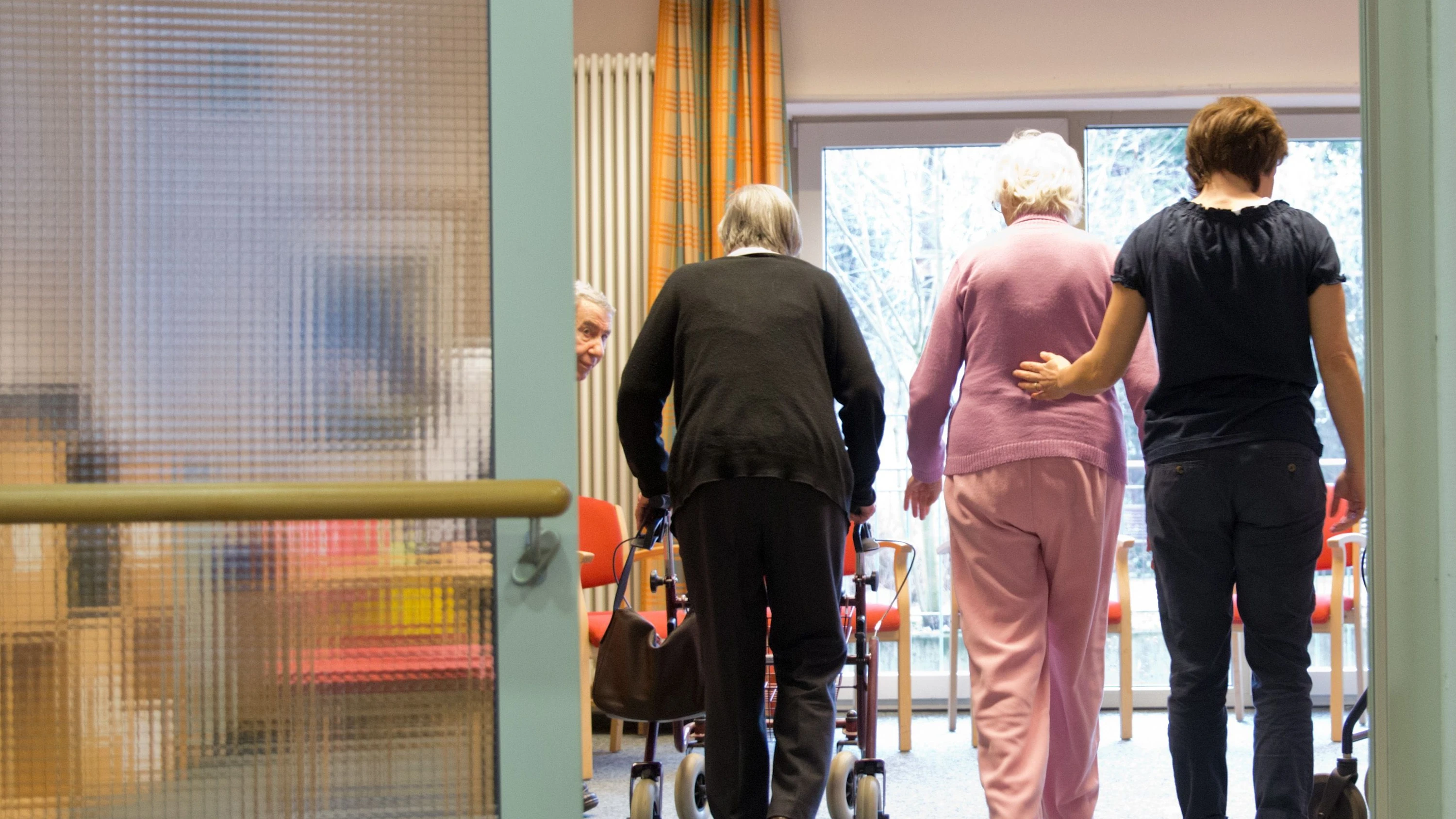 Bewährungsprobe für Linnemann: Mehr Teilkasko in der Pflege