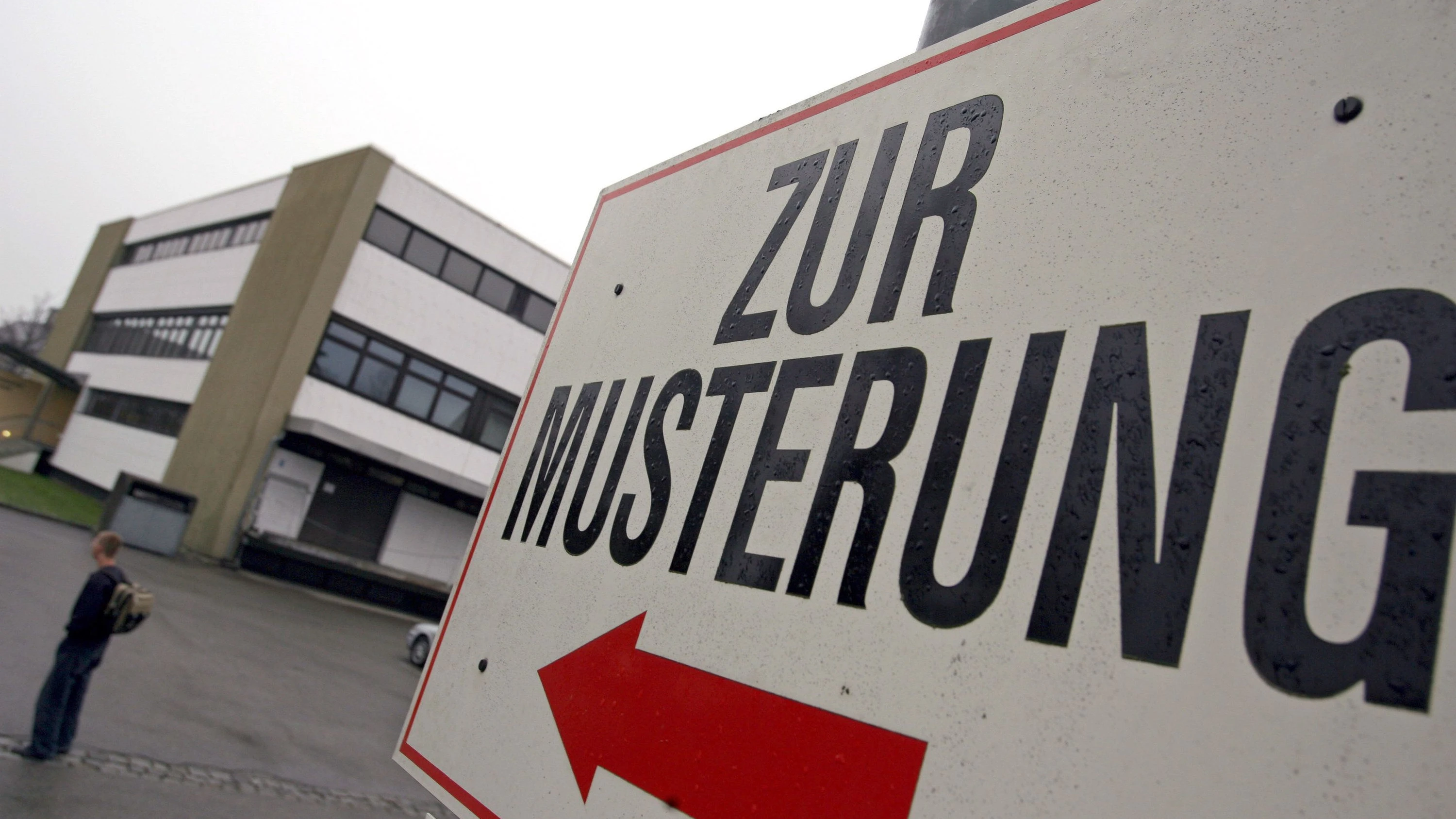Bild: Rhein-Main-Liveblog: Musterungszentren in Kassel und Wiesbaden