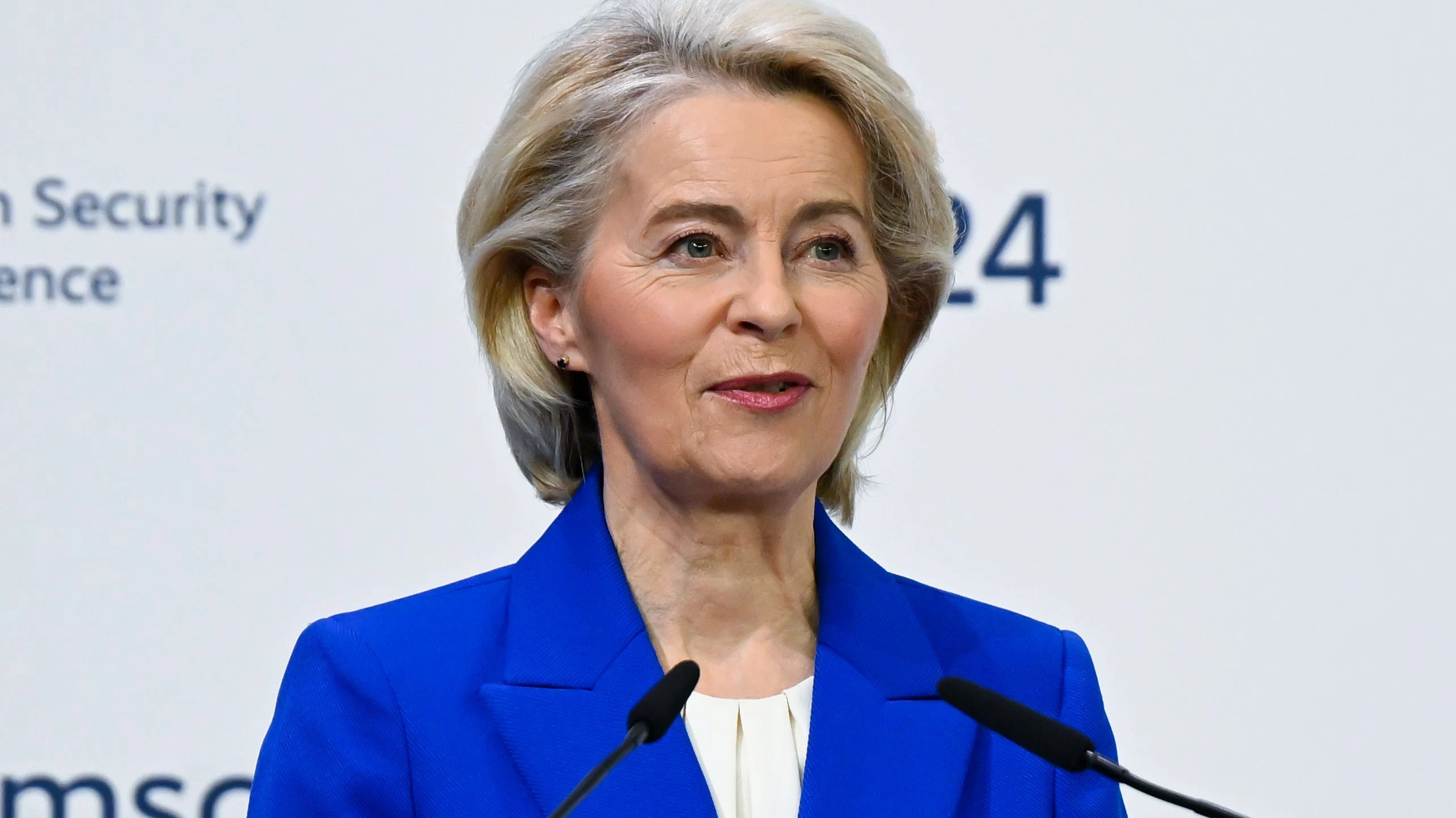 Liveblog USA unter Trump: EU will Umsetzung des Handelsabkommens mit den USA aussetzen Liveblog USA unter Trump: EU will Umsetzung des Handelsabkommens mit den USA aussetzen