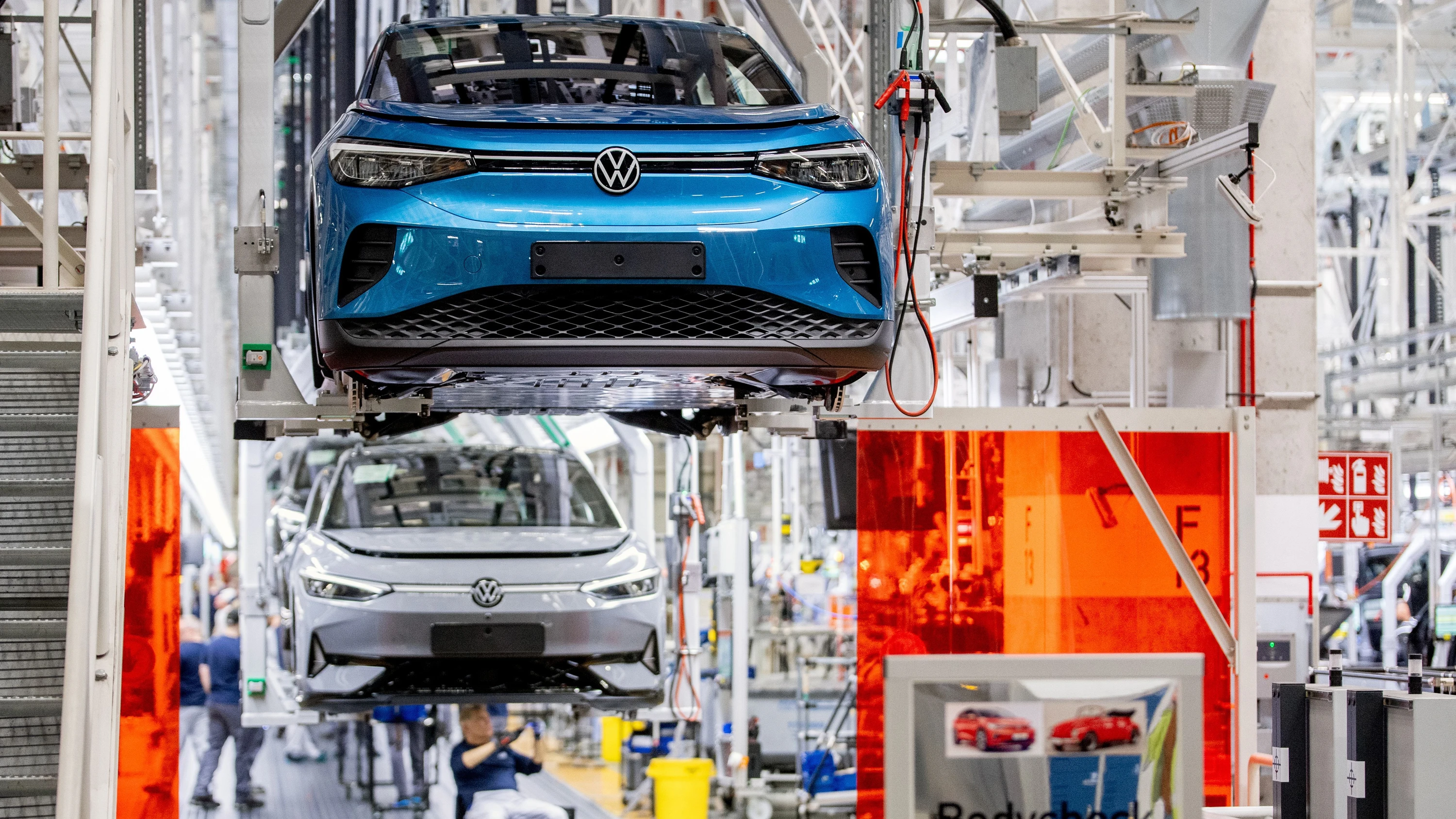 KonJunktur: Industrieproduktion bricht ein