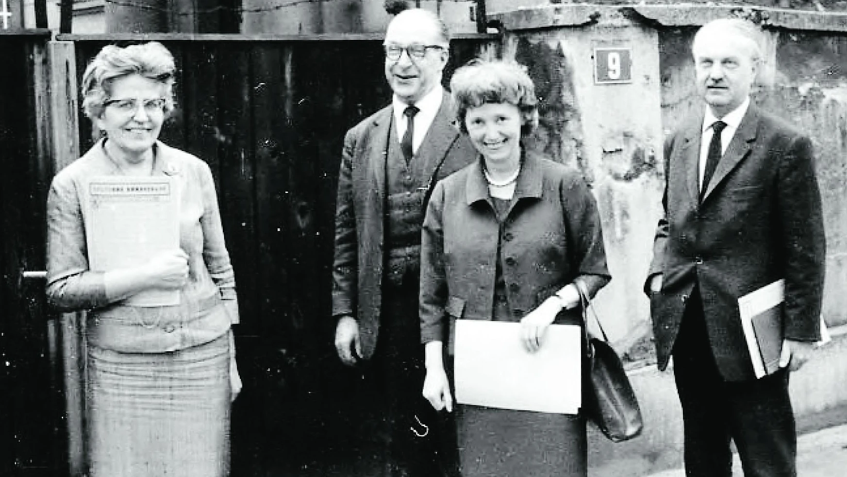 Pionierinnen der Bundesbank: Diese Frauen waren für Währungsreform und Bankenstatistik unentbehrlich Pionierinnen der Bundesbank: Diese Frauen waren für Währungsreform und Bankenstatistik unentbehrlich