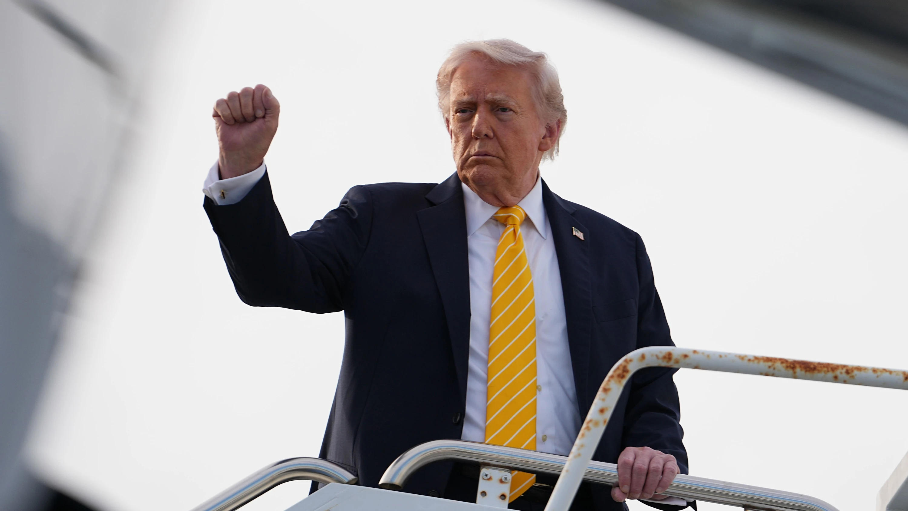 Liveblog USA unter Trump: Trump: Werden Truppenpräsenz in Deutschland um „weit mehr als 5000 Soldaten“ reduzieren