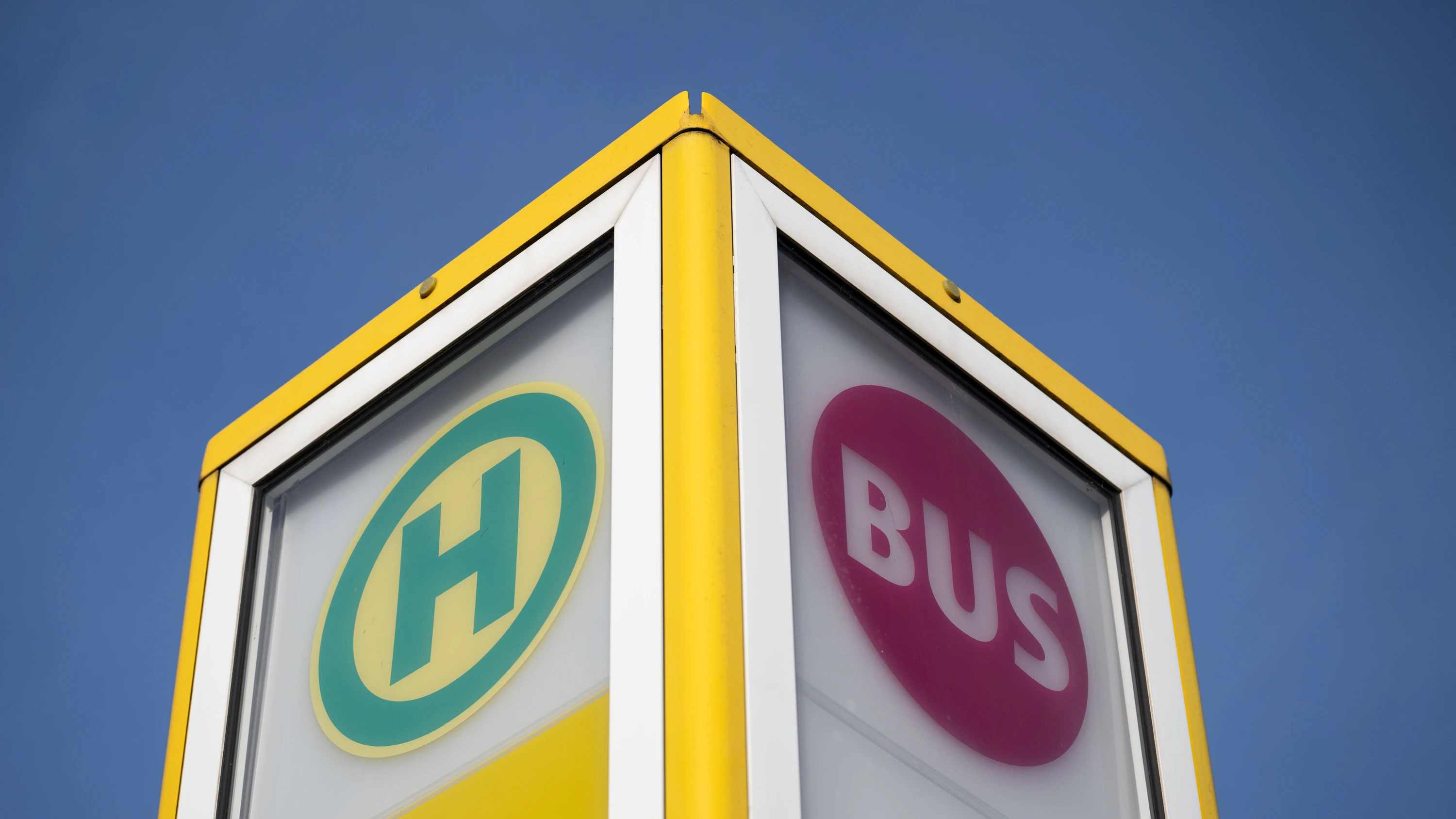 Bild: Rhein-Main-Liveblog: Gießen: Busbetrieb ab Montag eingeschränkt