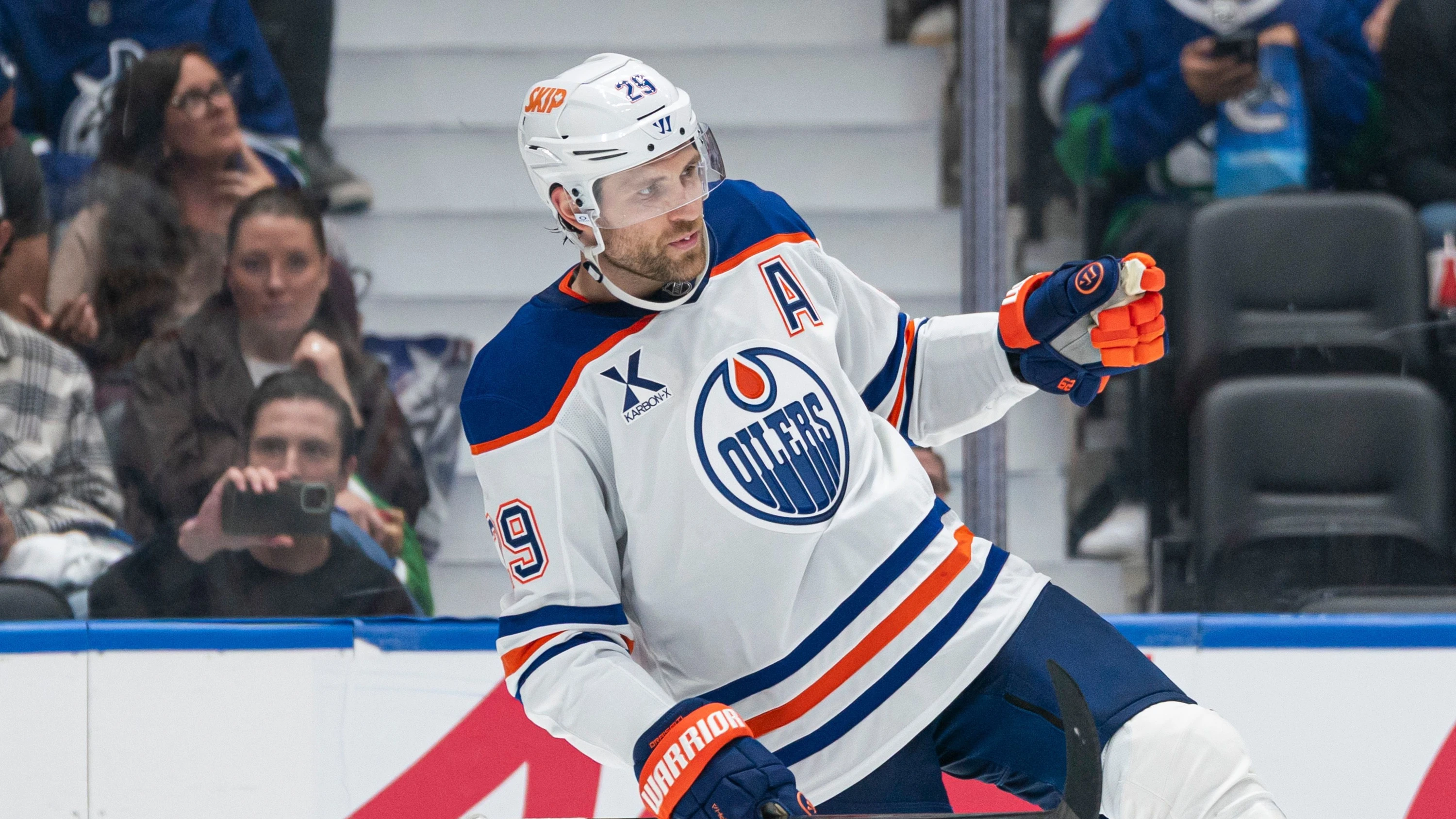 Eishockey: Draisaitl führt Oilers zu spektakulärem Sieg