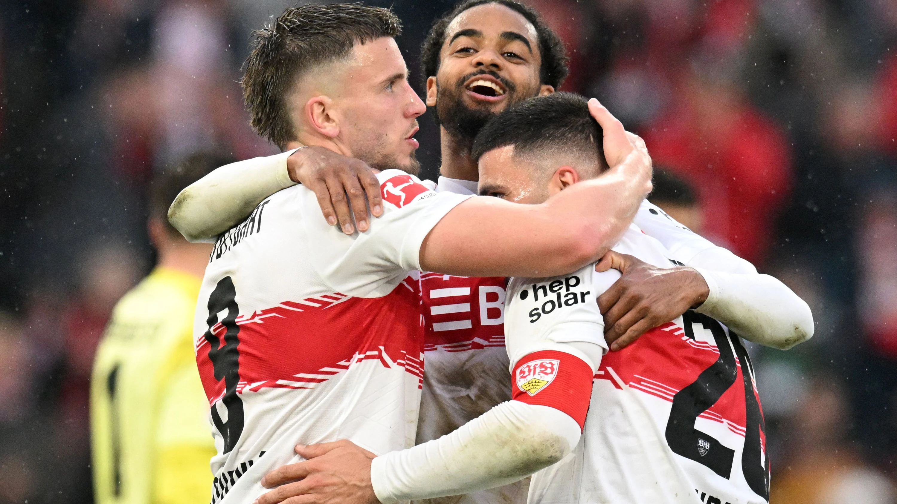 Bild: Deutlicher Heimsieg: Stuttgart spielt den HSV an die Wand