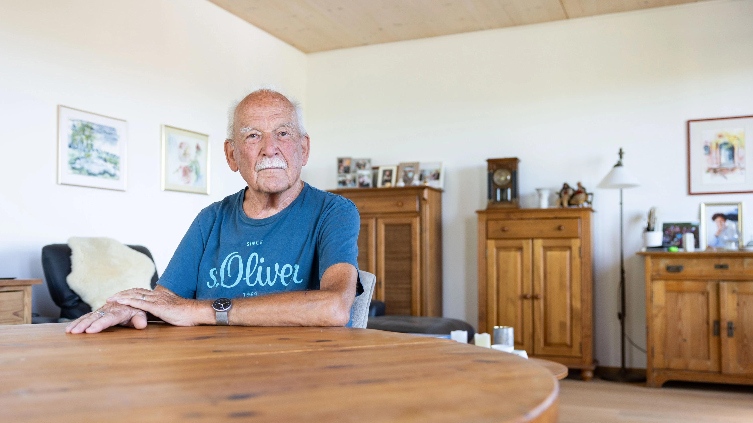 Liederbach: Wohnen mit Sicherheitsnetz Das neue Haus Hynsperg in Liederbach bietet 42 barrierefreie Wohnungen mit optionaler Pflege. Einmieten können sich nicht nur Senioren, sondern auch jüngere Menschen mit Beeinträchtigungen.