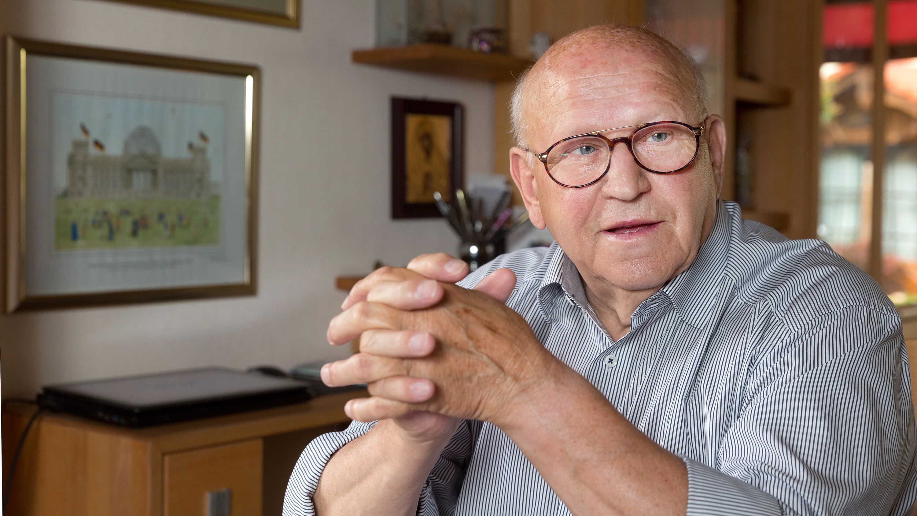 „Ecki“ Seeber gestorben: Er fuhr Kohl durch die Weltgeschichte