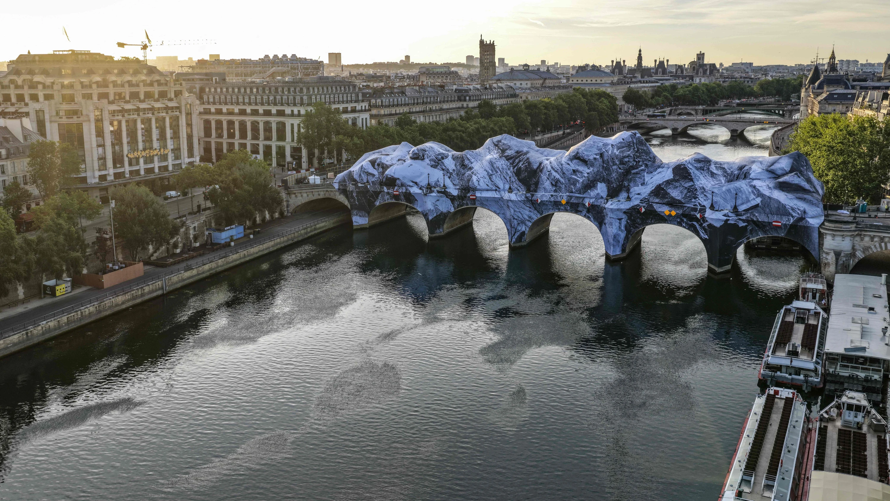 Verhüllung des Pont Neuf: Viel heiße Luft um nichts?