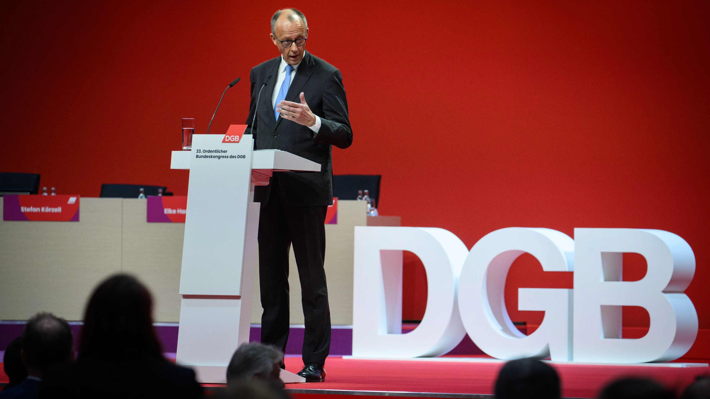 Deutschland-Liveblog: Buhrufe gegen Merz beim DGB-Kongress
