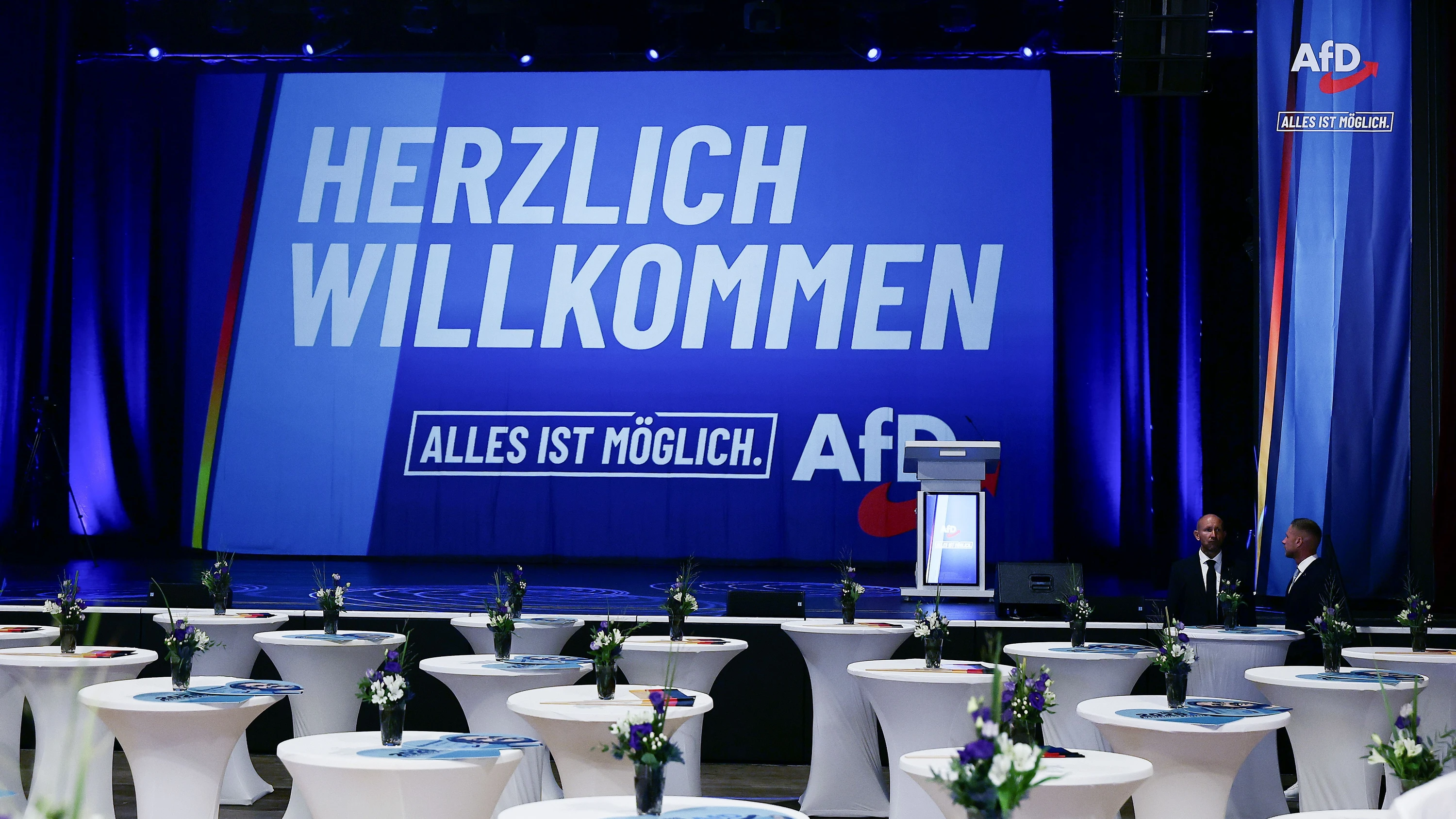 Liveblog zur Wahl in Sachsen-Anhalt: AfD-Politiker aus ganz Deutschland auf Magdeburger Wahlparty