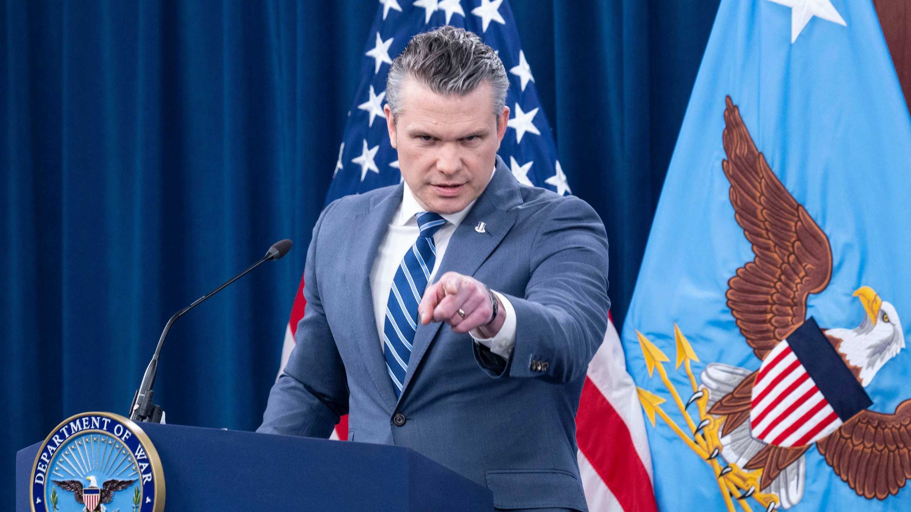 Pete Hegseth und „Pulp Fiction“: Der Kreuzritter spricht – und blamiert sich