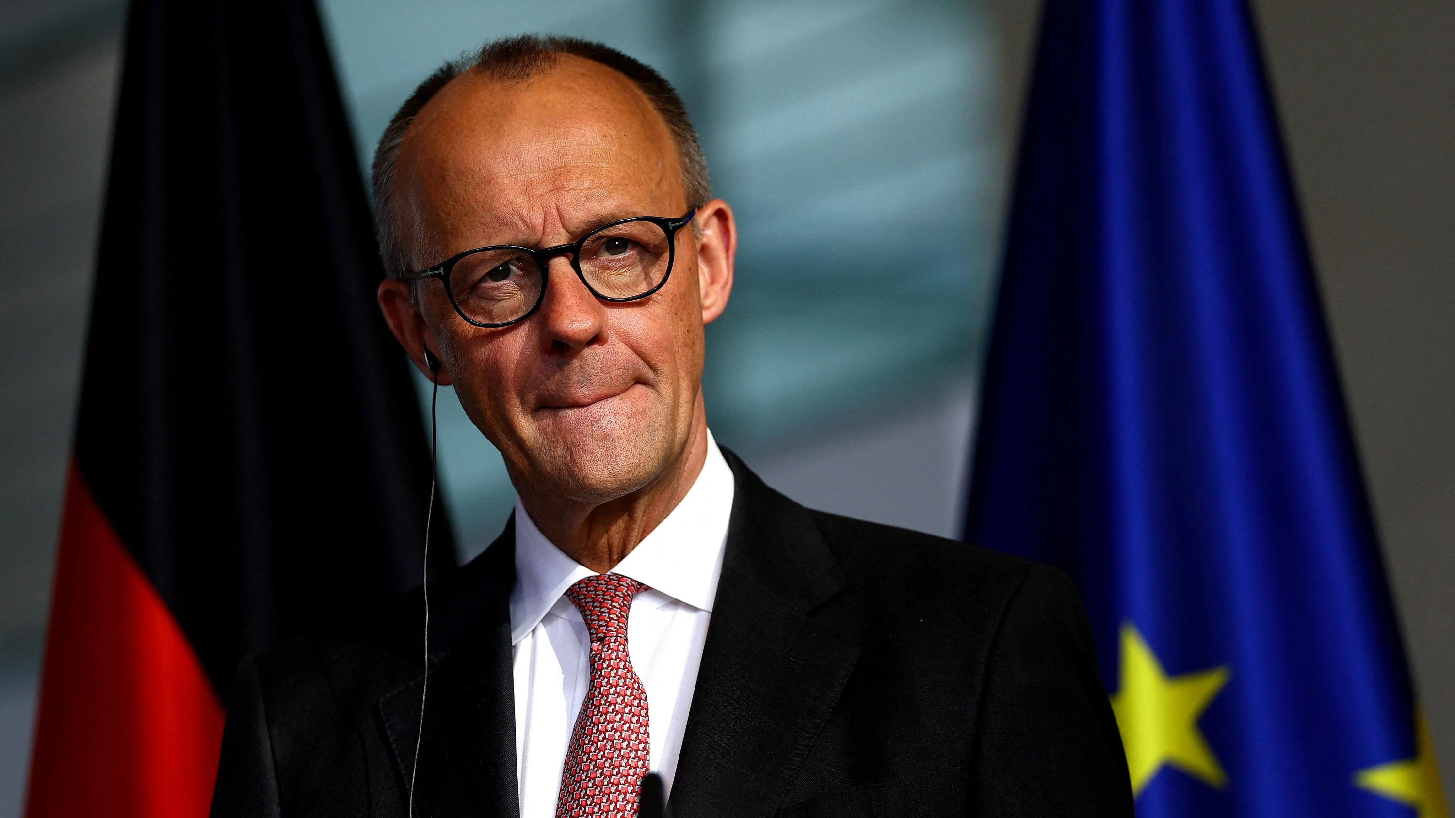 Die Europäer führen nach den Worten von Bundeskanzler Friedrich Merz derzeit intensive Gespräche über eine Friedenslösung für die Ukraine. - REUTERS/Lisi Niesner