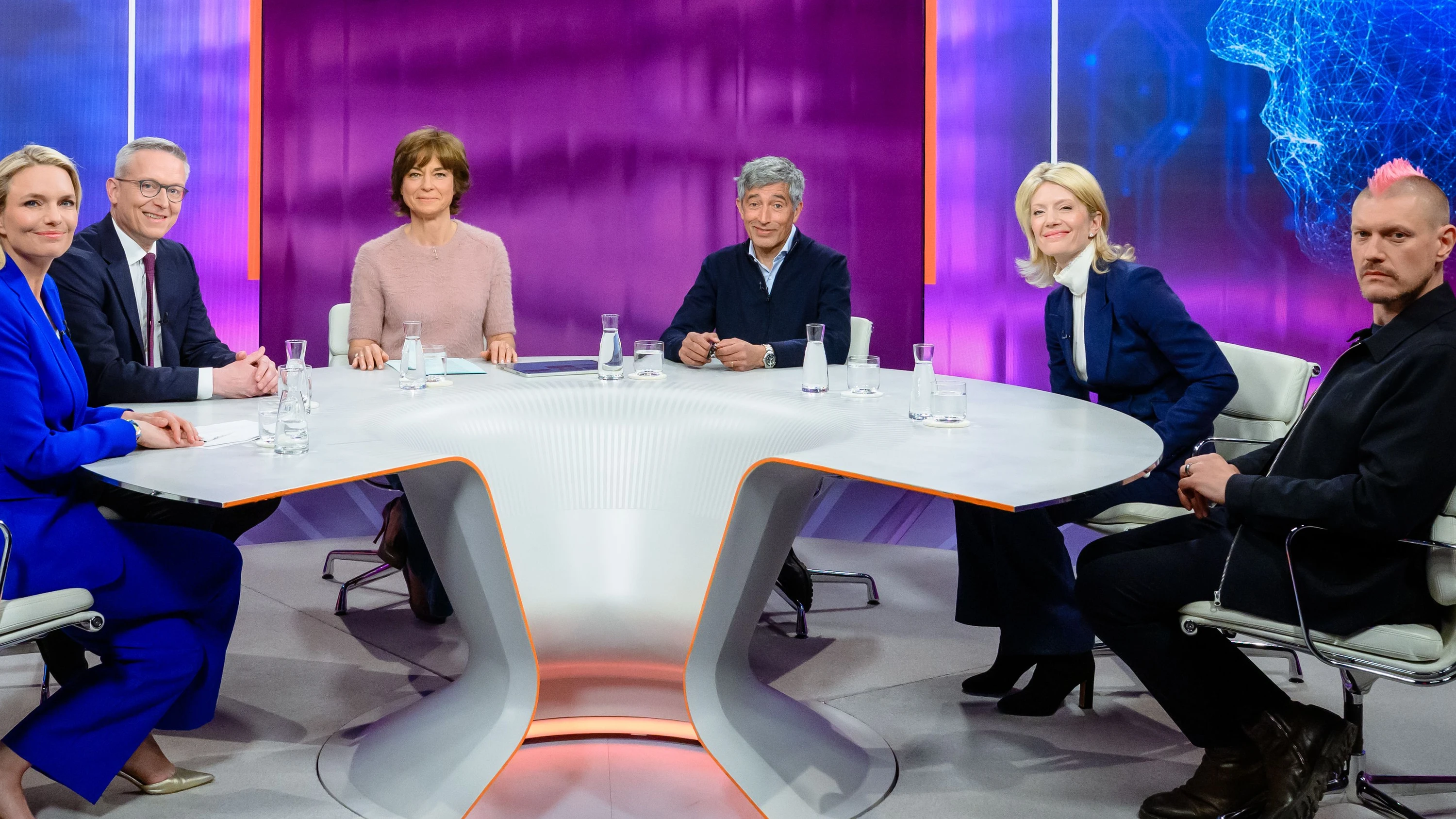 Bild: TV-Kritik Maybrit Illner: Wer hat Angst vor der KI-Revolution?
