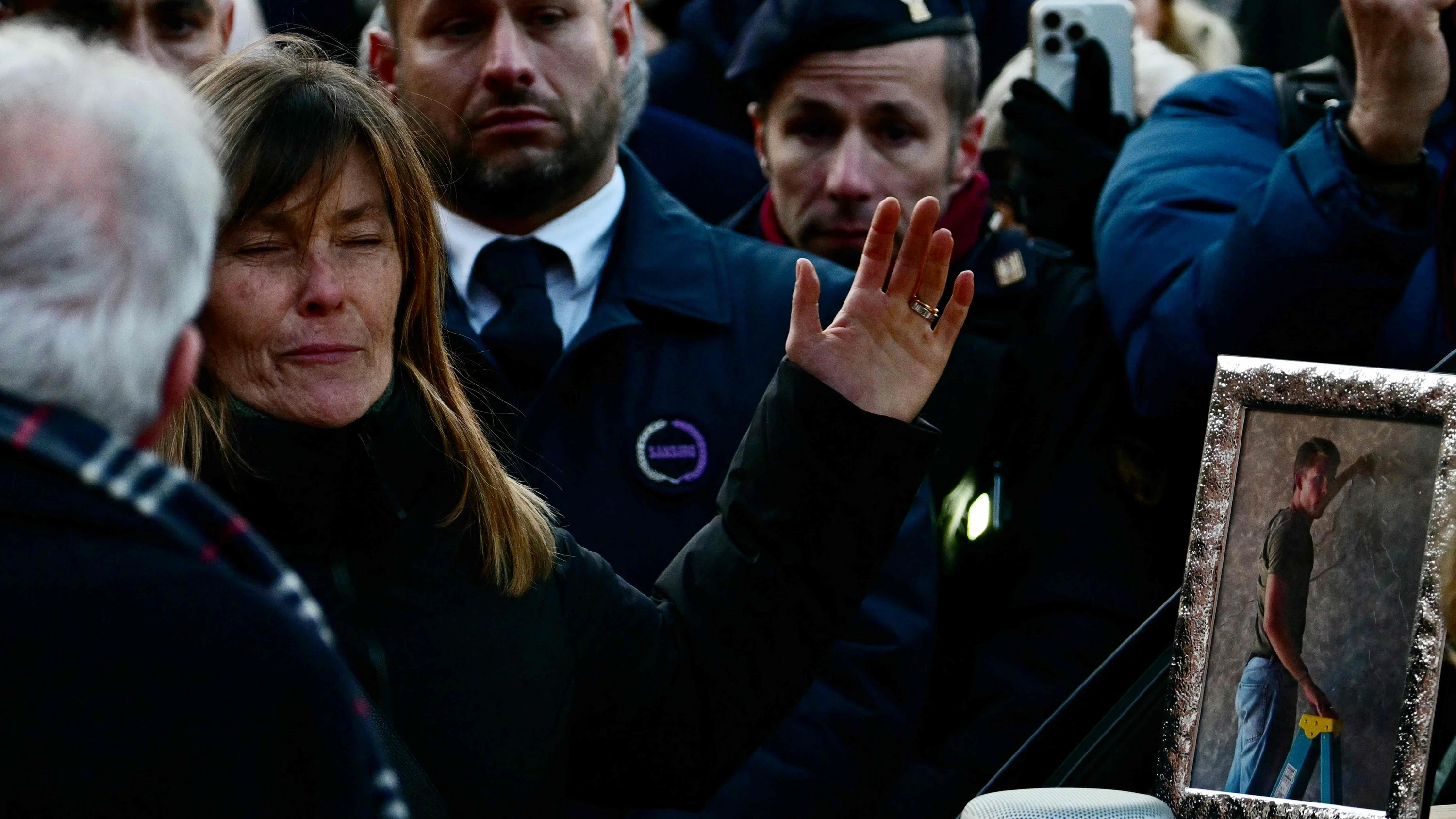 Die Toten von Crans Montana: Kein Wort für den fortwährenden Schmerz Die Toten von Crans Montana: Kein Wort für den fortwährenden Schmerz